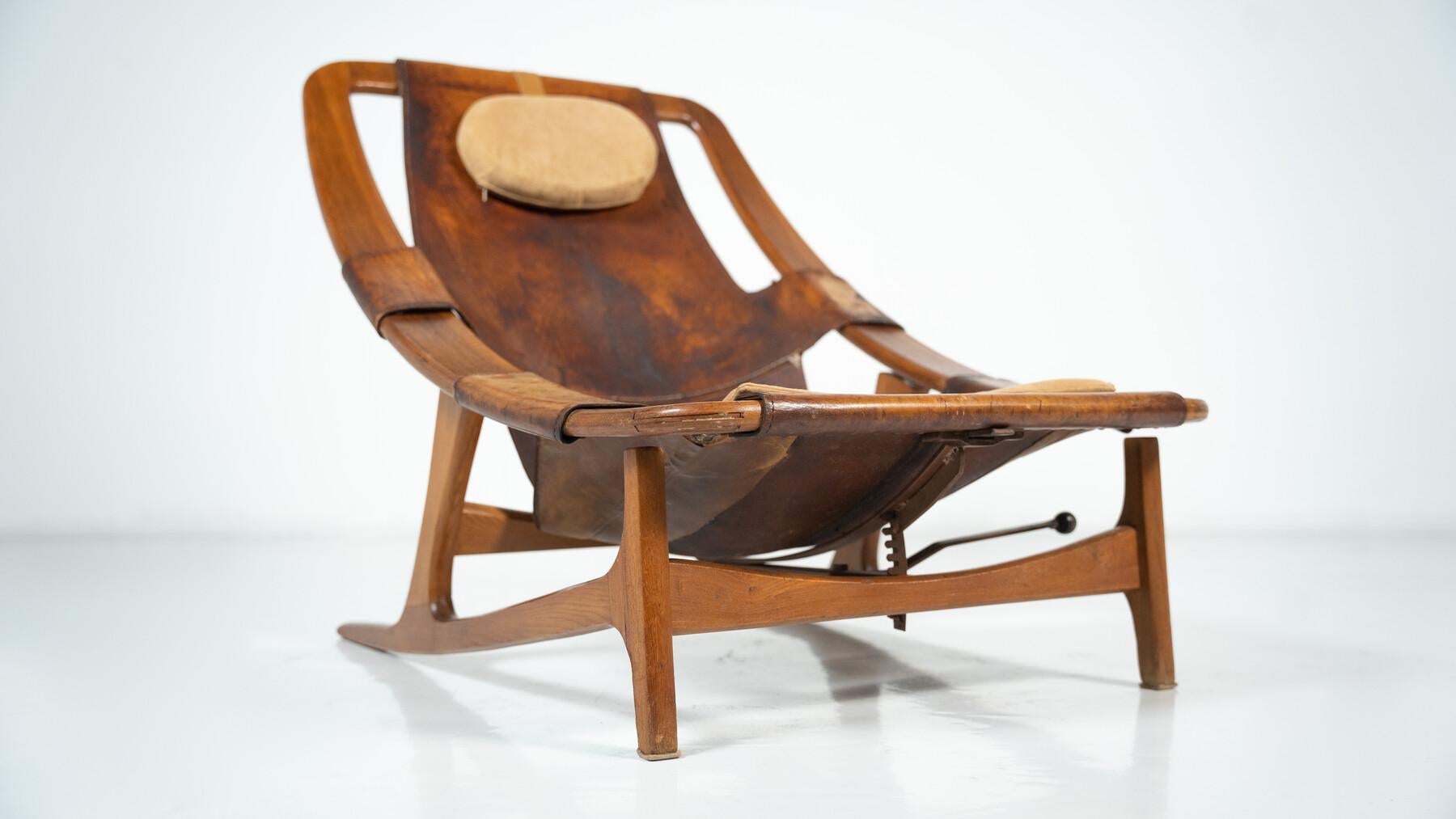 Leather Lounge Chair Holmenkollen by Arne Tidemand Ruud, Norway, 1960s For Sale