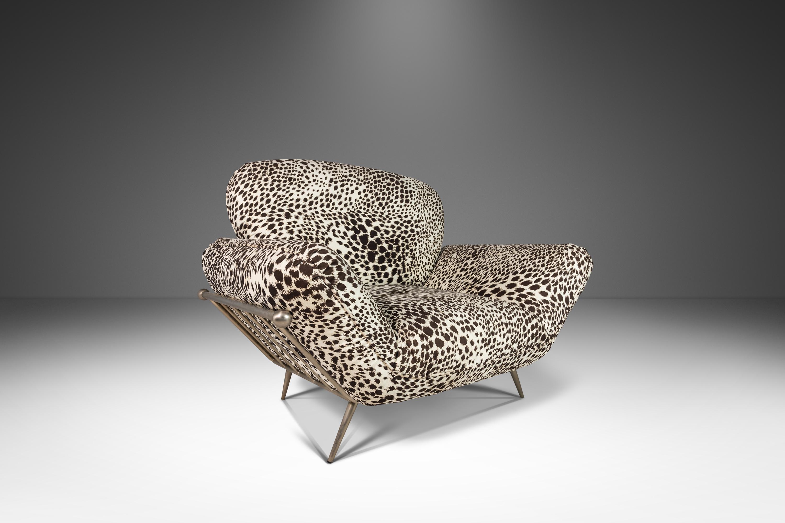 Lounge Chair in Animal Print for Carson's Attributed to Milo Baughman, c. 1980's In Good Condition For Sale In Deland, FL