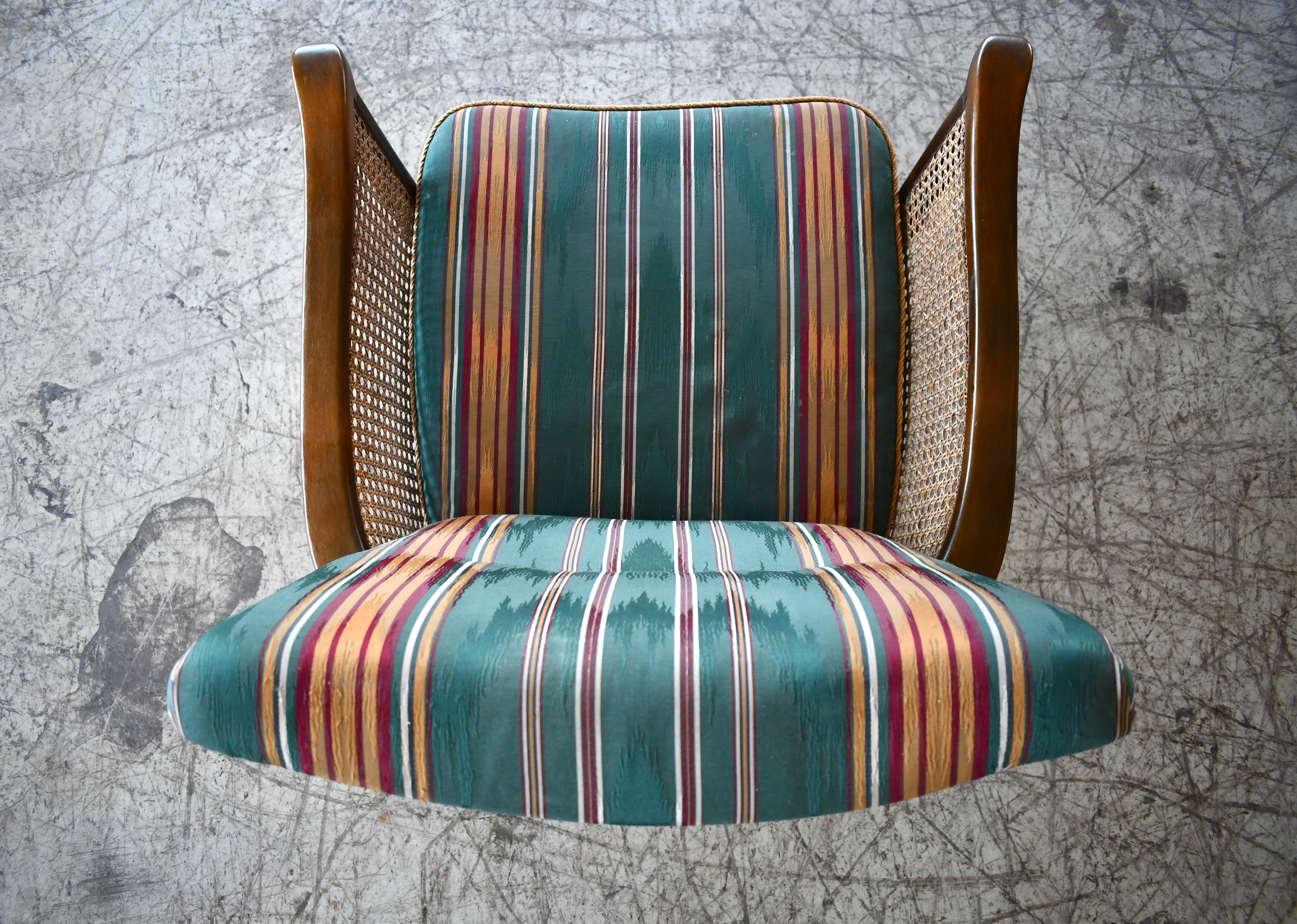 Lounge Chair in Beech and Woven Cane For Sale 3