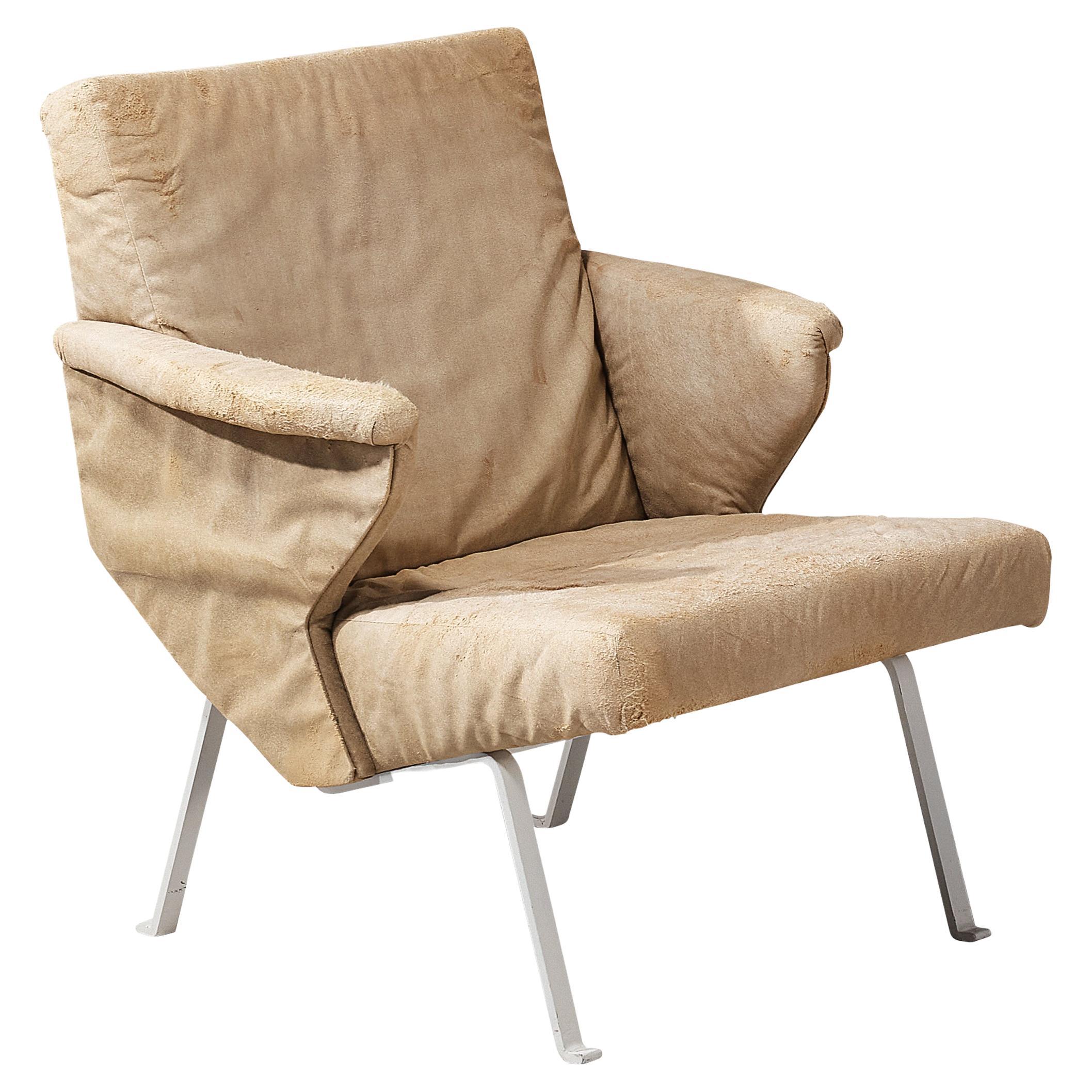 Fauteuil de salon en tissu beige