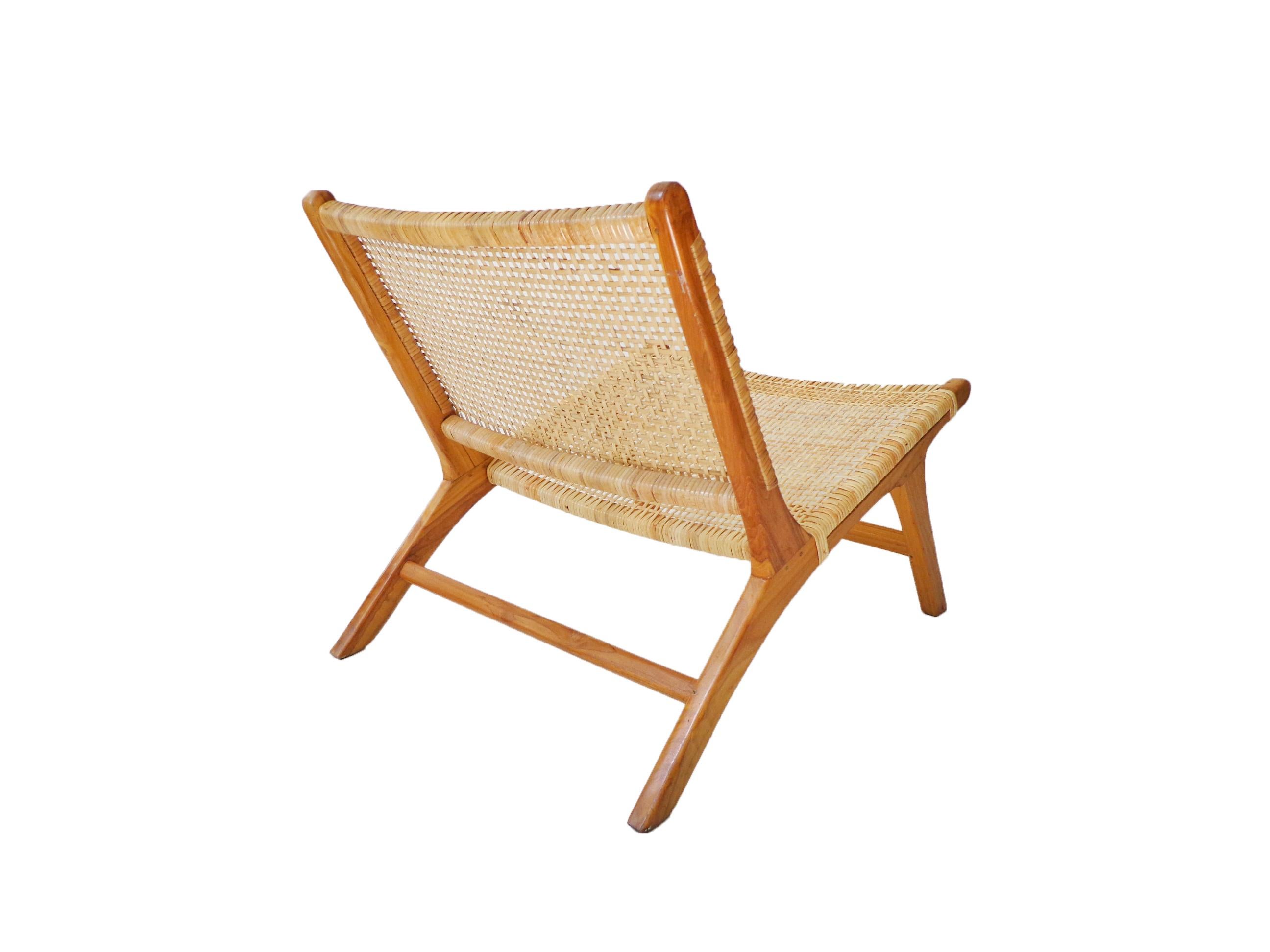 Unknown Lounge chair in  Cane and Solid Wood, Brazilian and Midcentury style, Modern For Sale