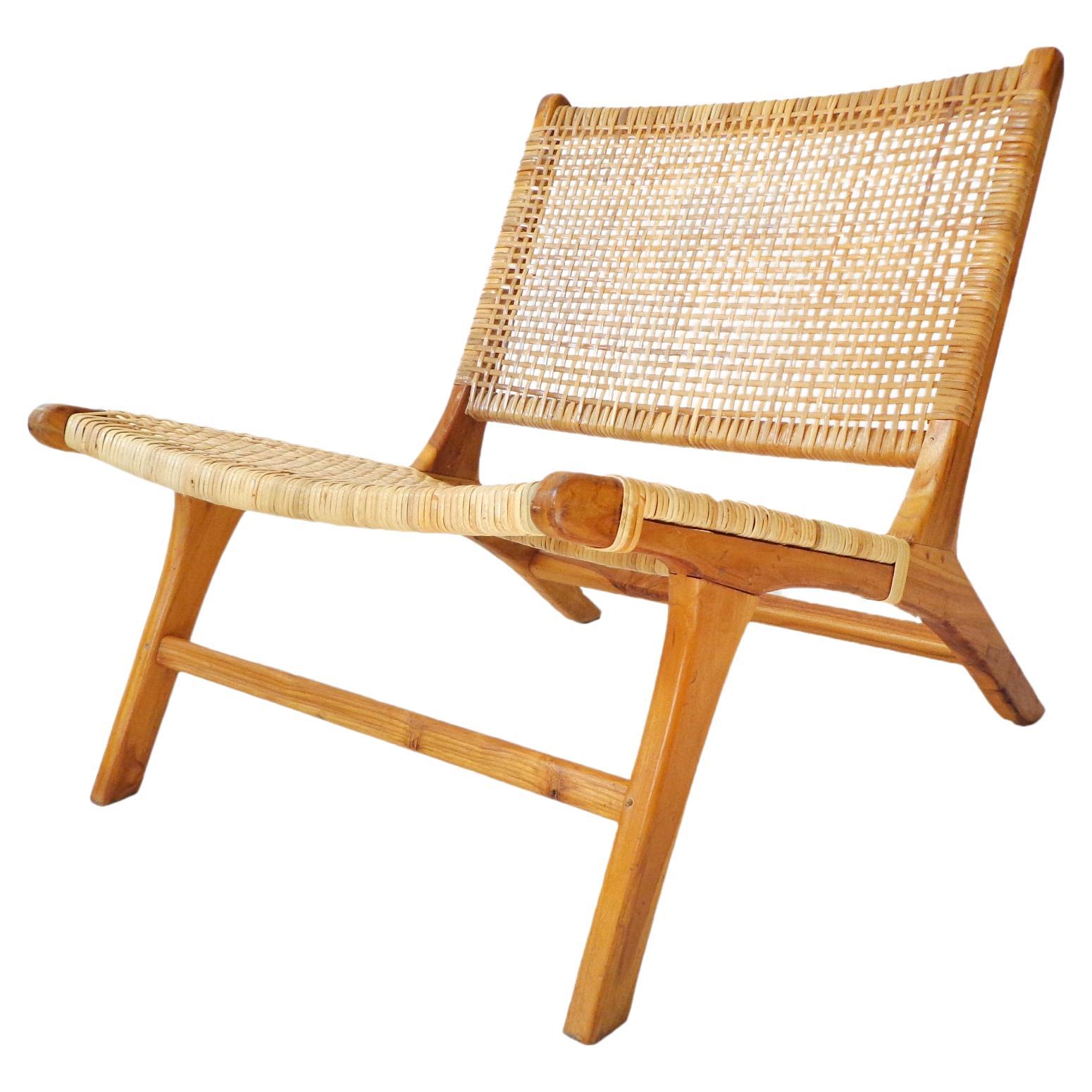 Chaise longue en  Canne et bois massif, style brésilien et mi-siècle moderne en vente