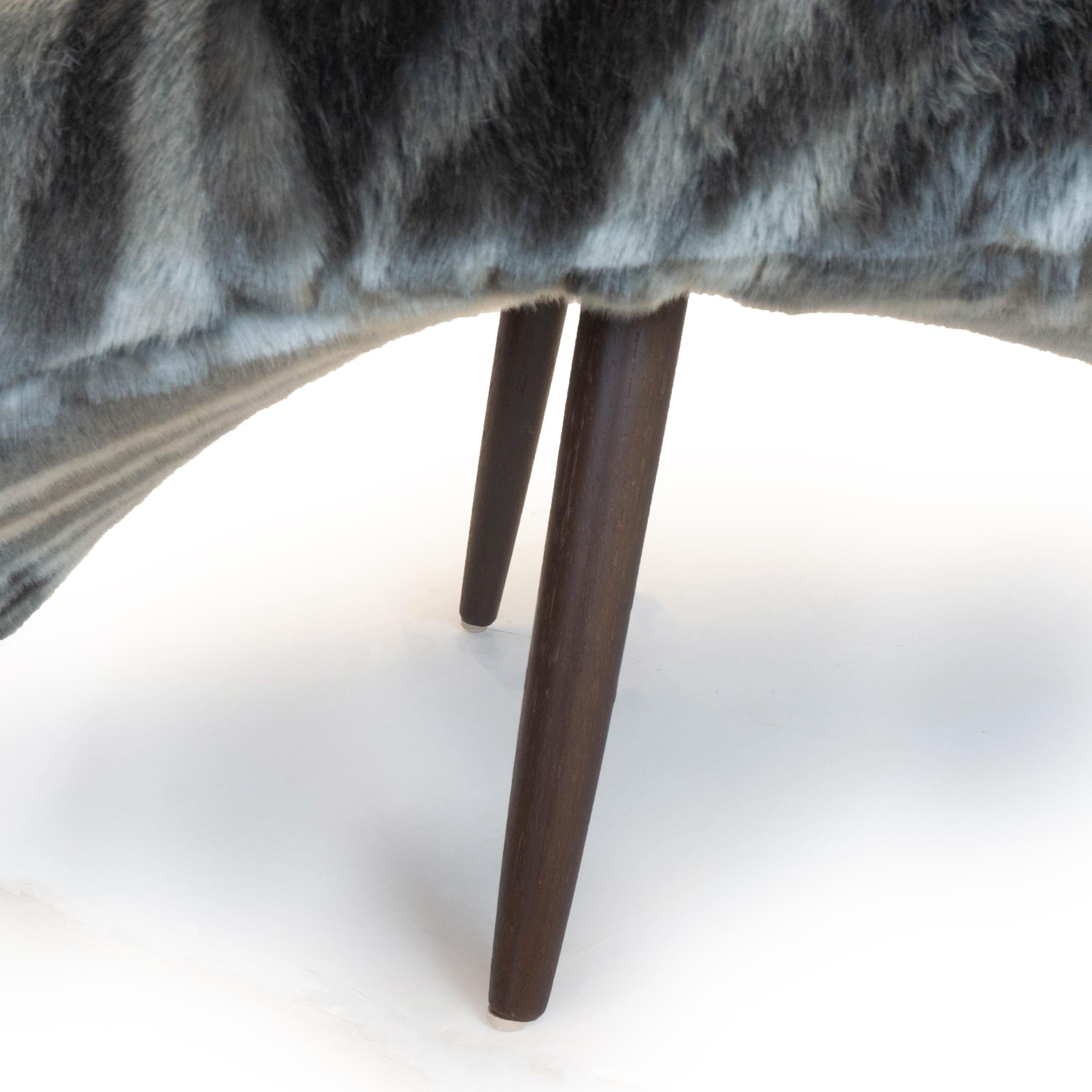 Lounge Chair in Faux Tiger Fur In Excellent Condition For Sale In Greenwich, CT