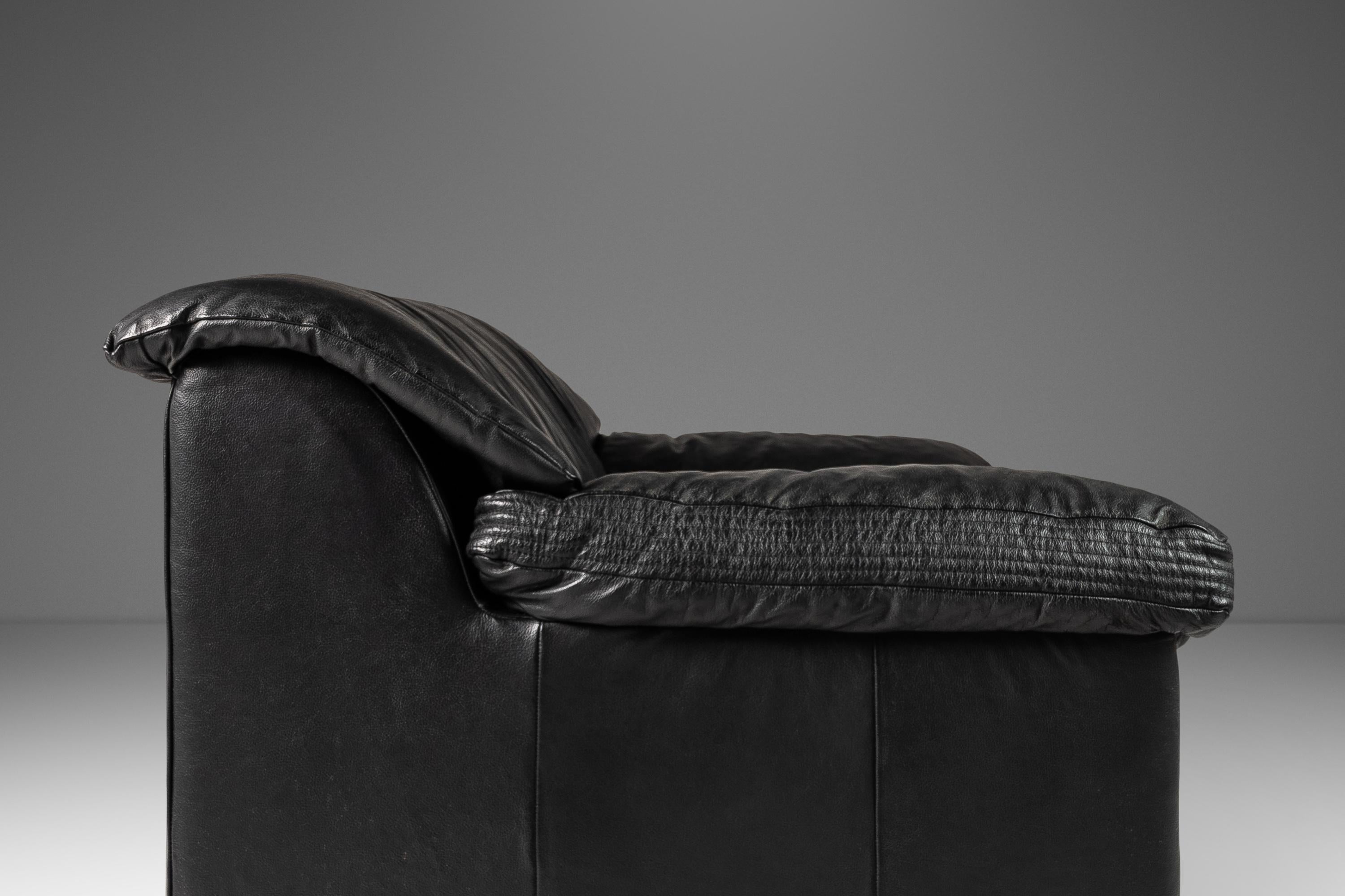 Sedia da salotto in pelle di Natuzzi Attribuita a Pierluigi Cerri, Italia, anni '90 in vendita 3