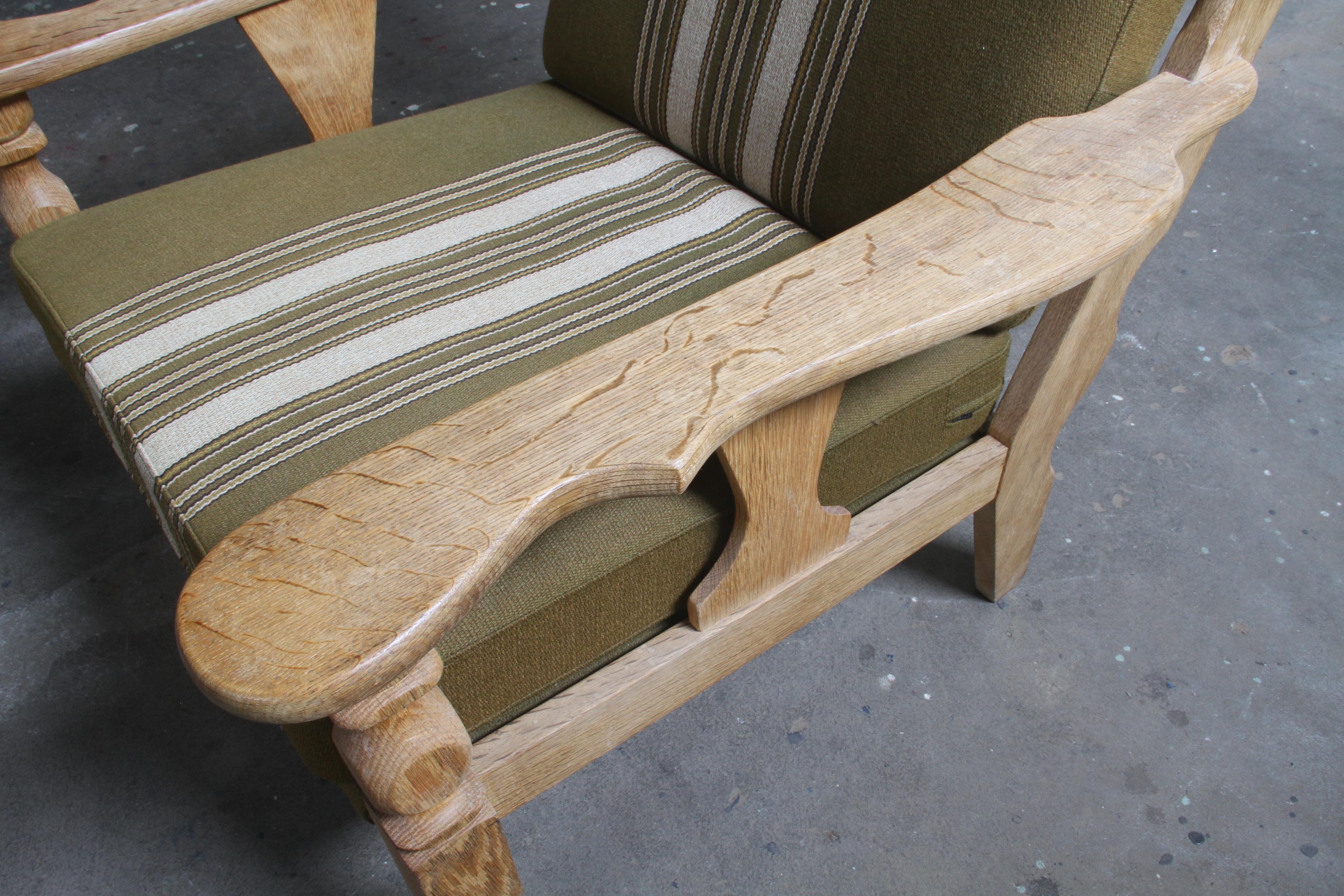 Chaise longue en Oak attribuée à Henning Kjærnulf en vente 8