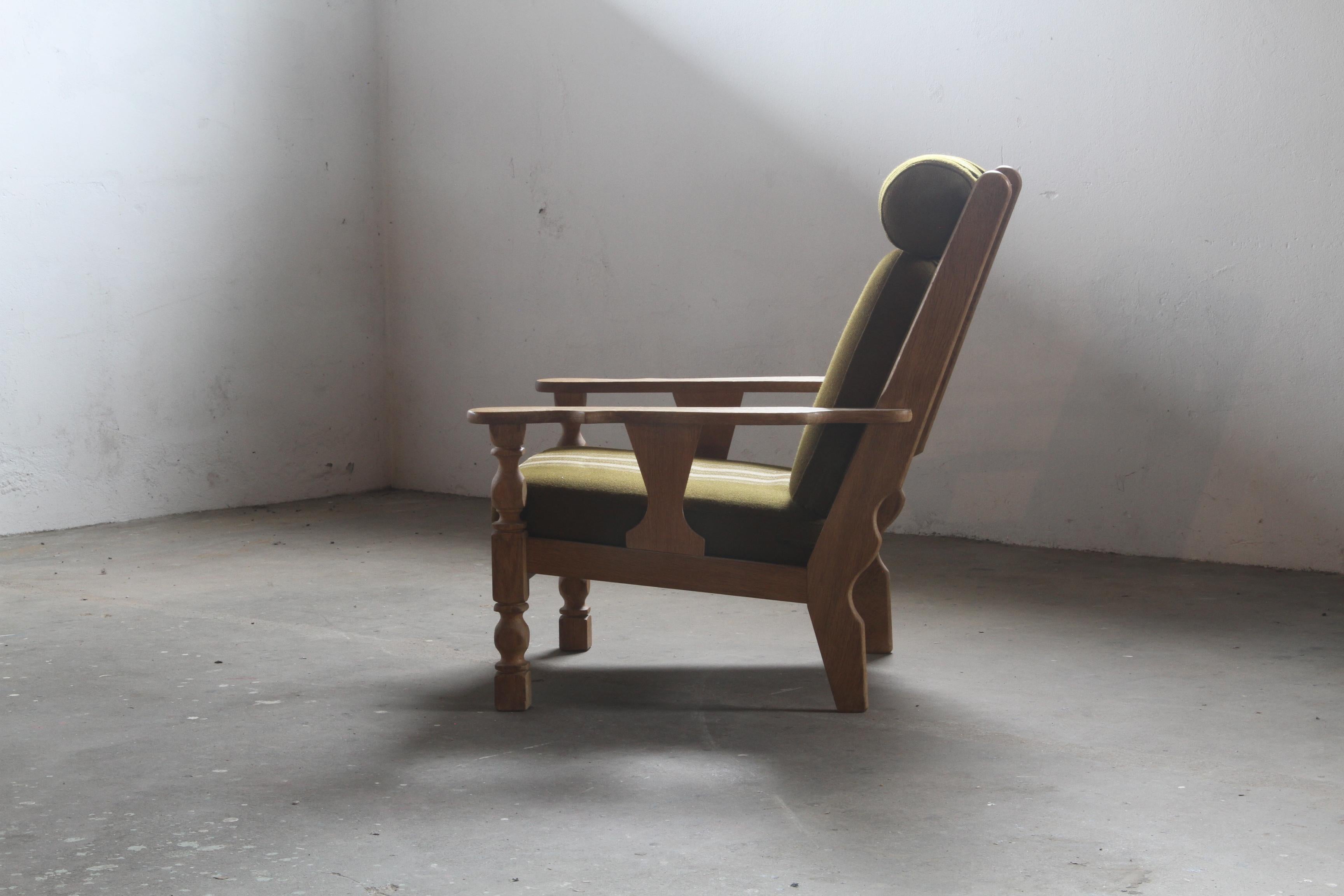 Mid-Century Modern Chaise longue en Oak attribuée à Henning Kjærnulf en vente