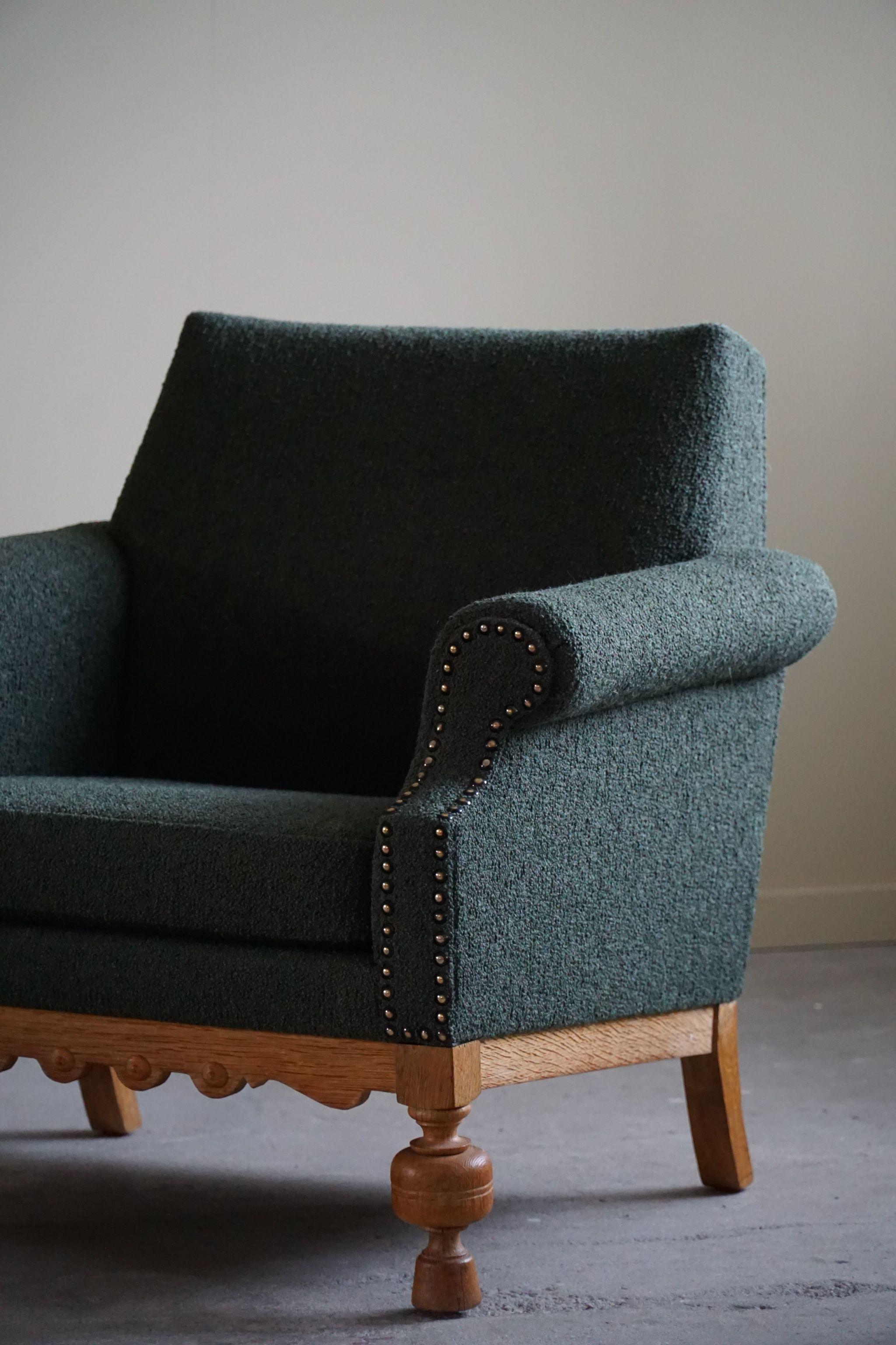 Lounge Chair in Oak & Green Bouclé, Danish Mid-Century Modern, 1950s For Sale 6
