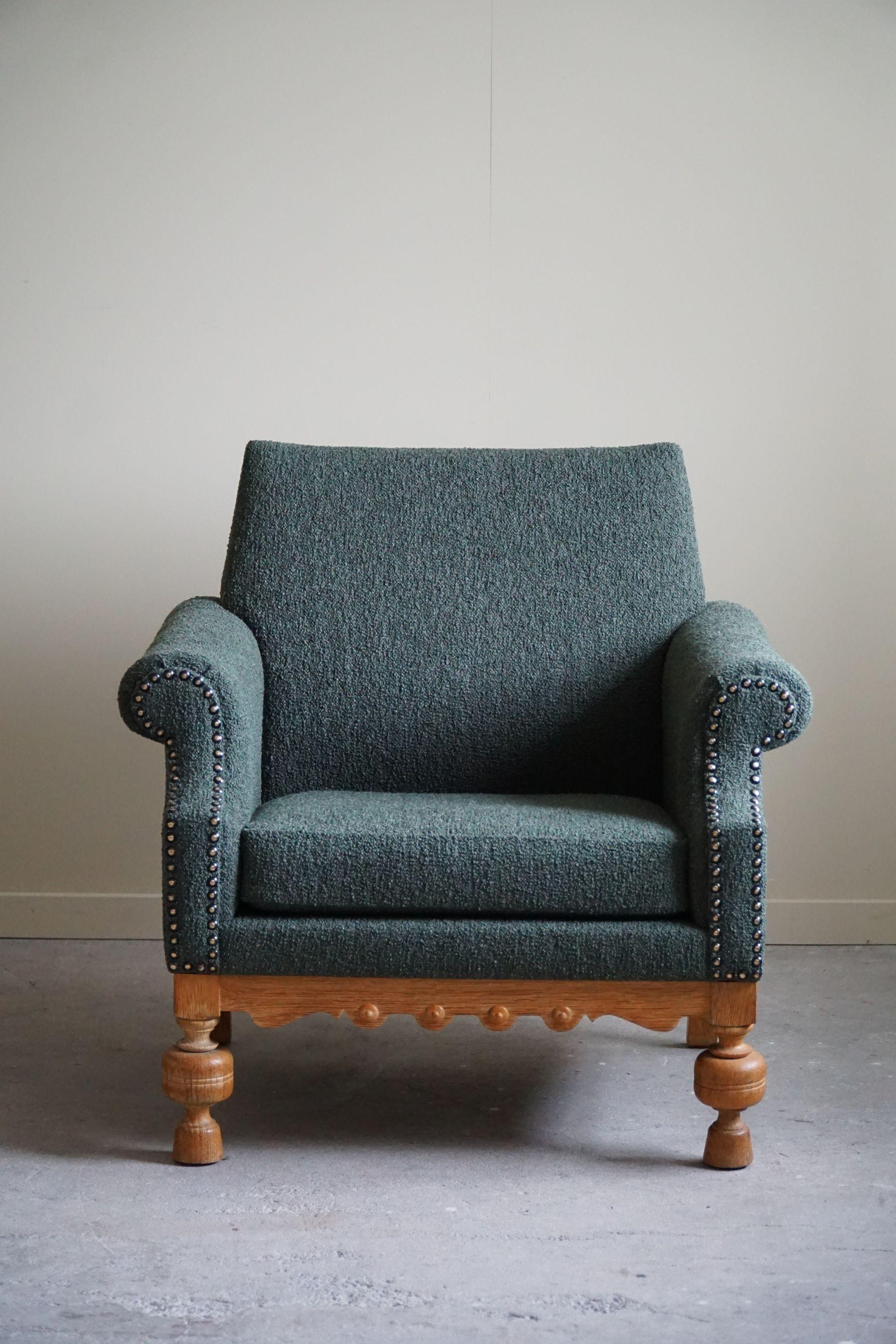Lounge Chair in Oak & Green Bouclé, Danish Mid-Century Modern, 1950s For Sale 8