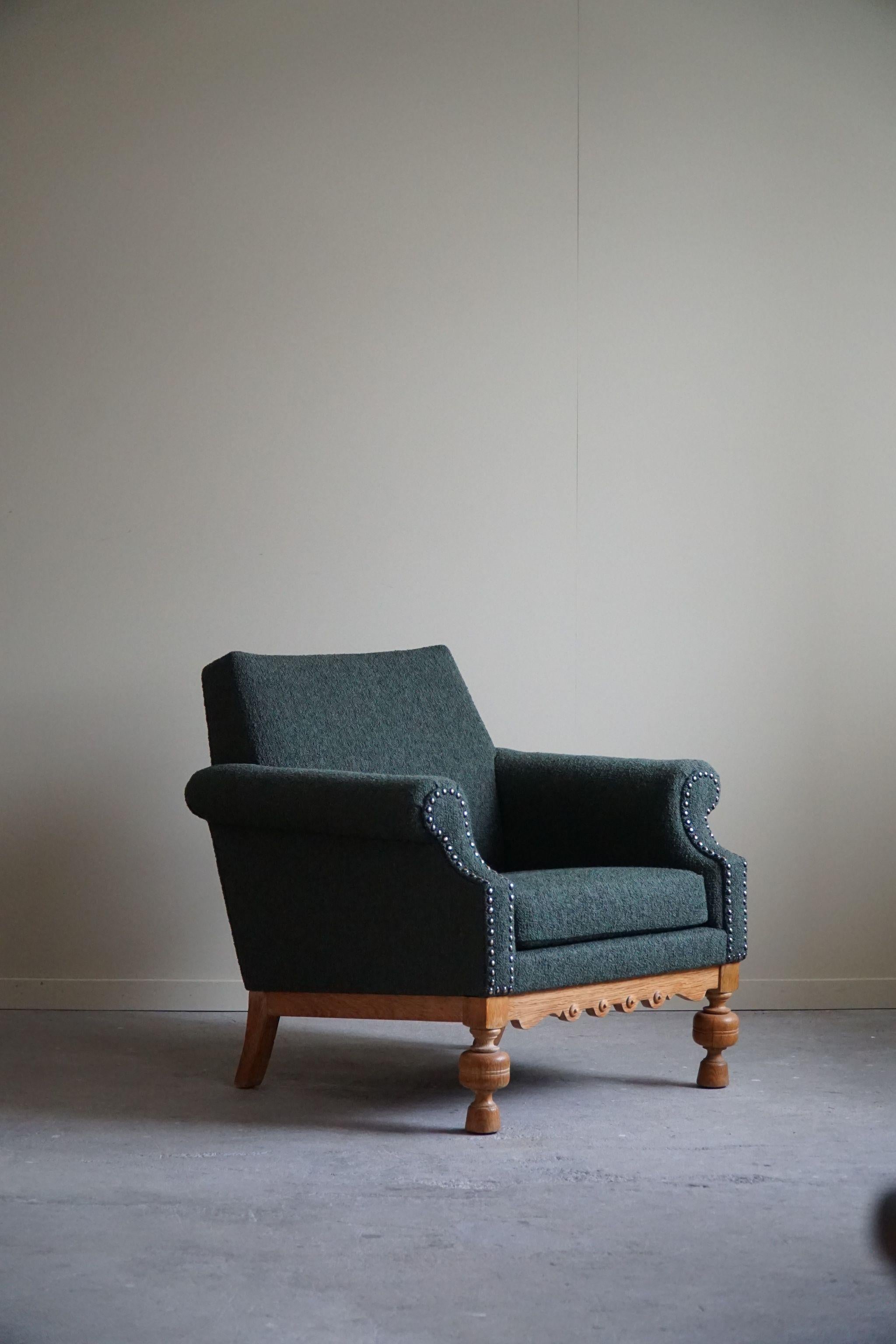 Lounge Chair in Oak & Green Bouclé, Danish Mid-Century Modern, 1950s For Sale 10