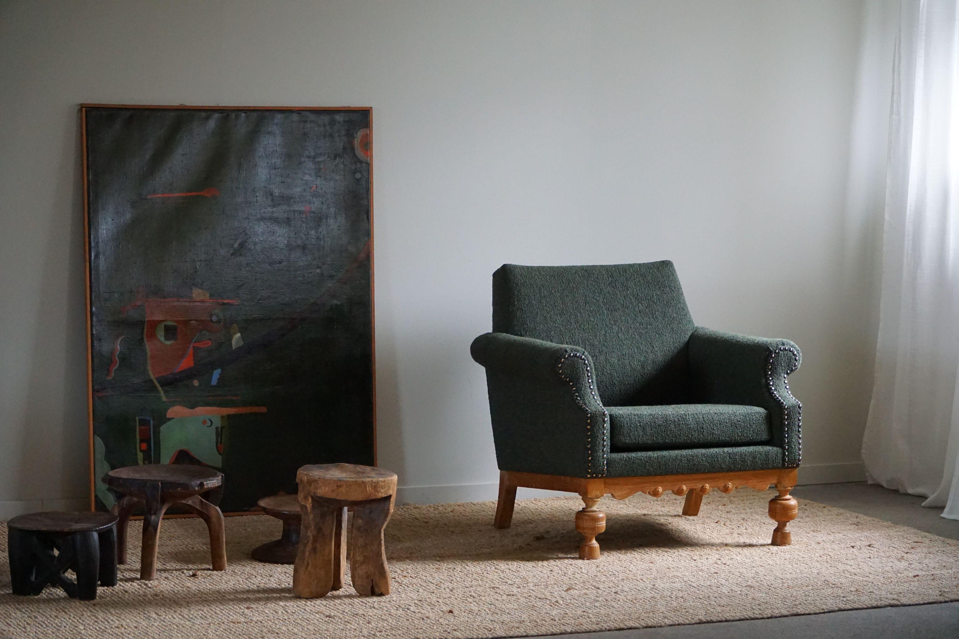 Lounge Chair in Oak & Green Bouclé, Danish Mid-Century Modern, 1950s In Good Condition For Sale In Odense, DK