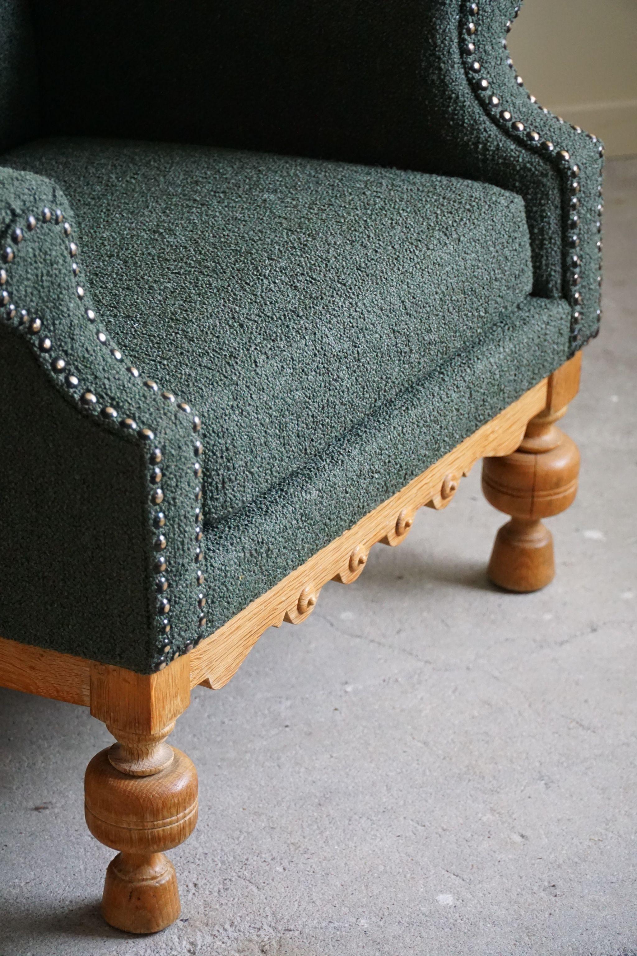 Lounge Chair in Oak & Green Bouclé, Danish Mid-Century Modern, 1950s For Sale 3