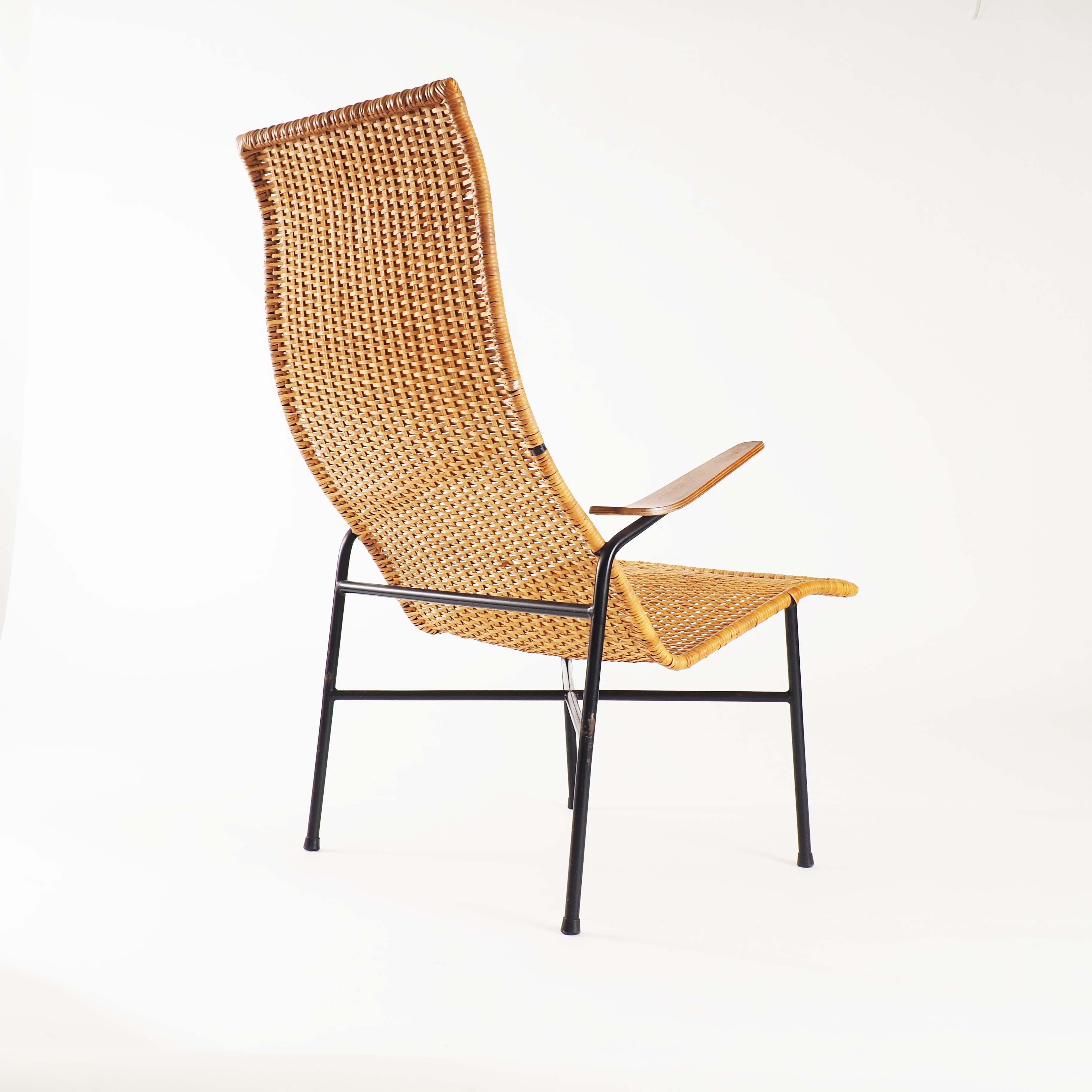 Lounge Chair in Rattan, Teak and Metal For Sale 6