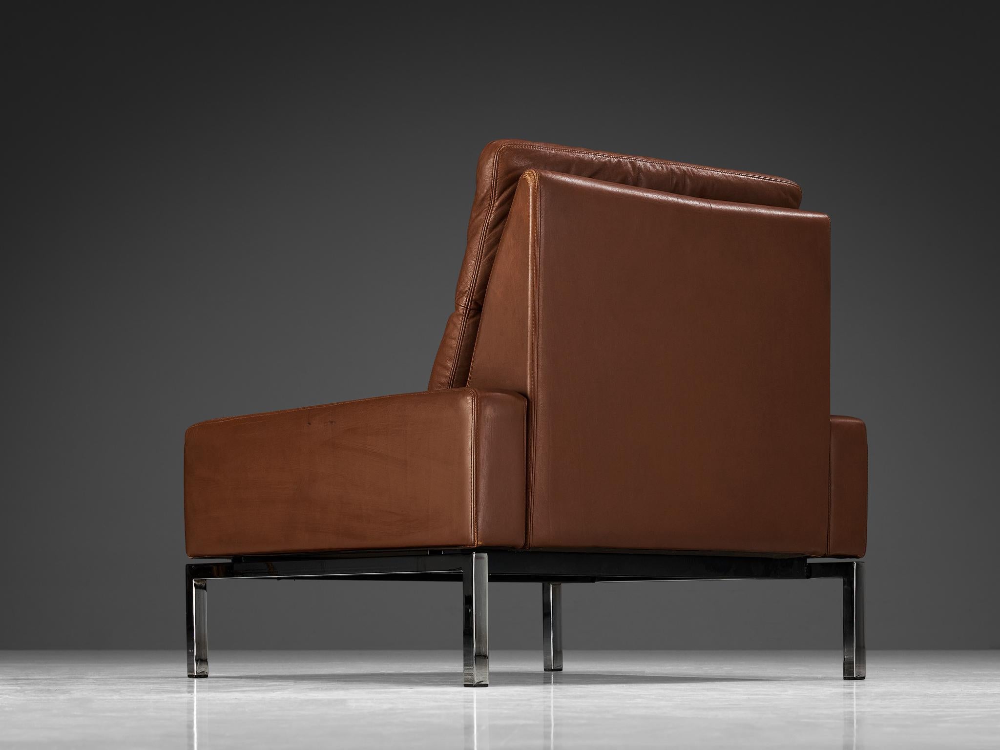 Lounge Chair in Steel and Brown Leather  For Sale 2