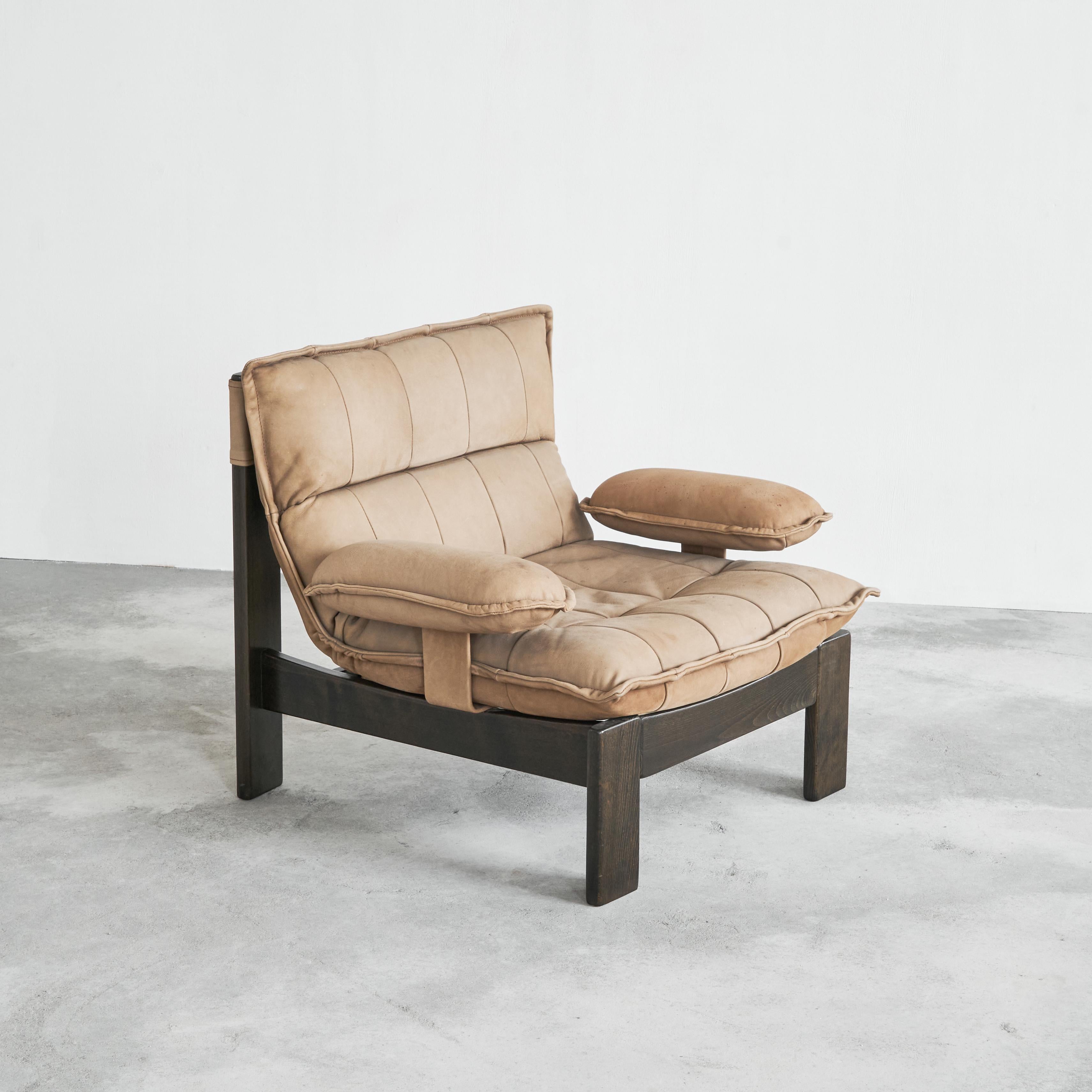 Mid-Century Modern Lounge Chair in Camel Colored Suede and Stained Oak, 1970s