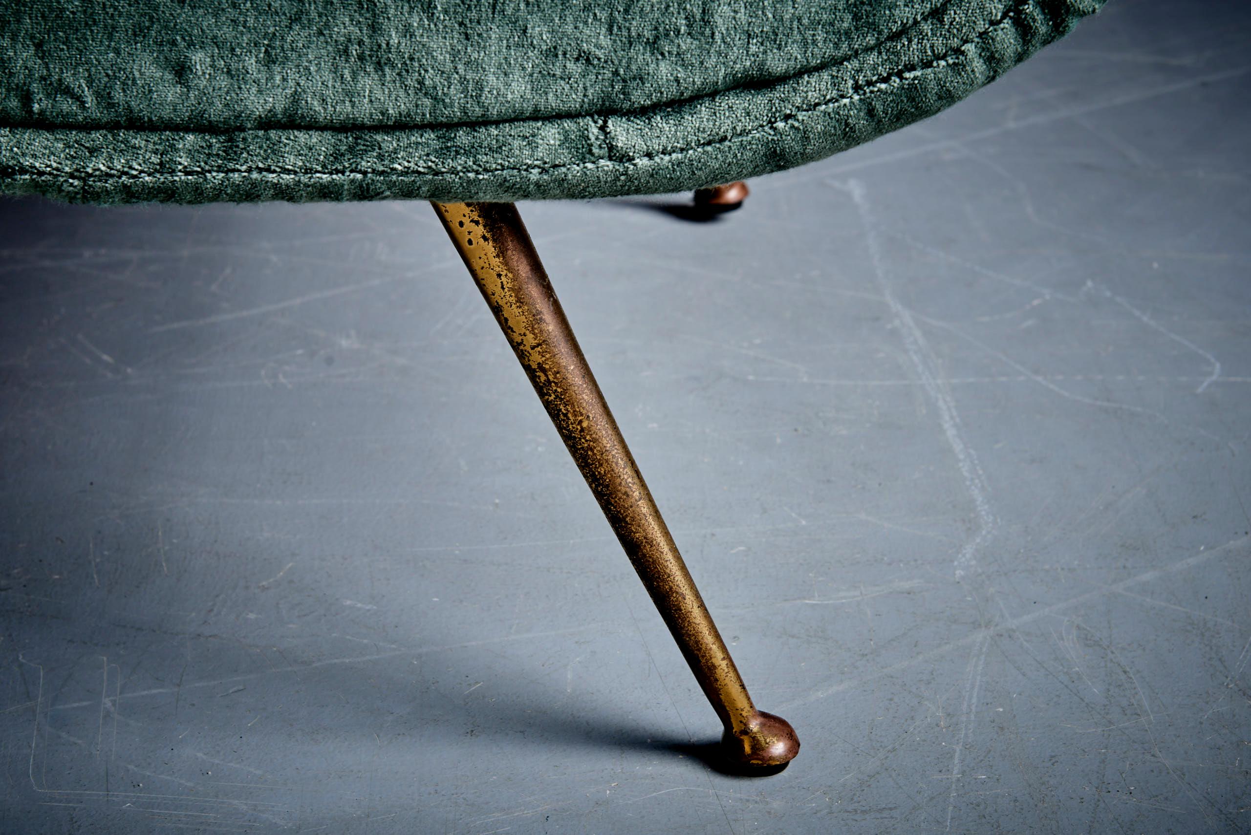 Mid-20th Century Lounge Chair in the manner of Marco Zanuso upholstered in green Velvet