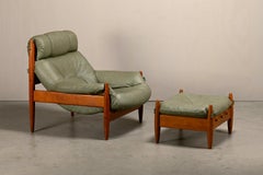 Sillón de estilo Sergio Rodrigues y Jean Gillon, de roble y cuero