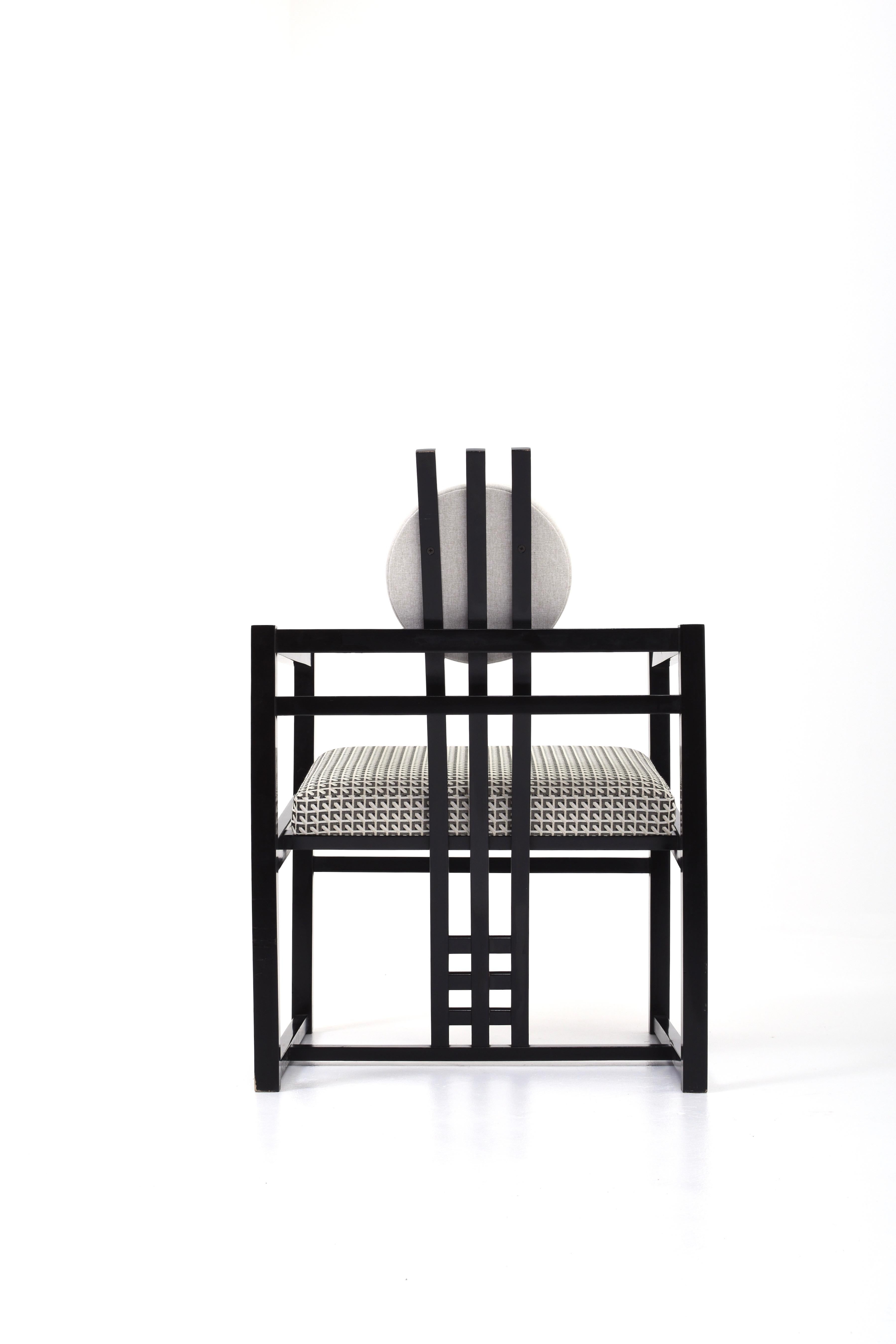 Unknown Lounge Chair in the style of Gerrit Rietveld and Charles Rennie Mackintosh For Sale