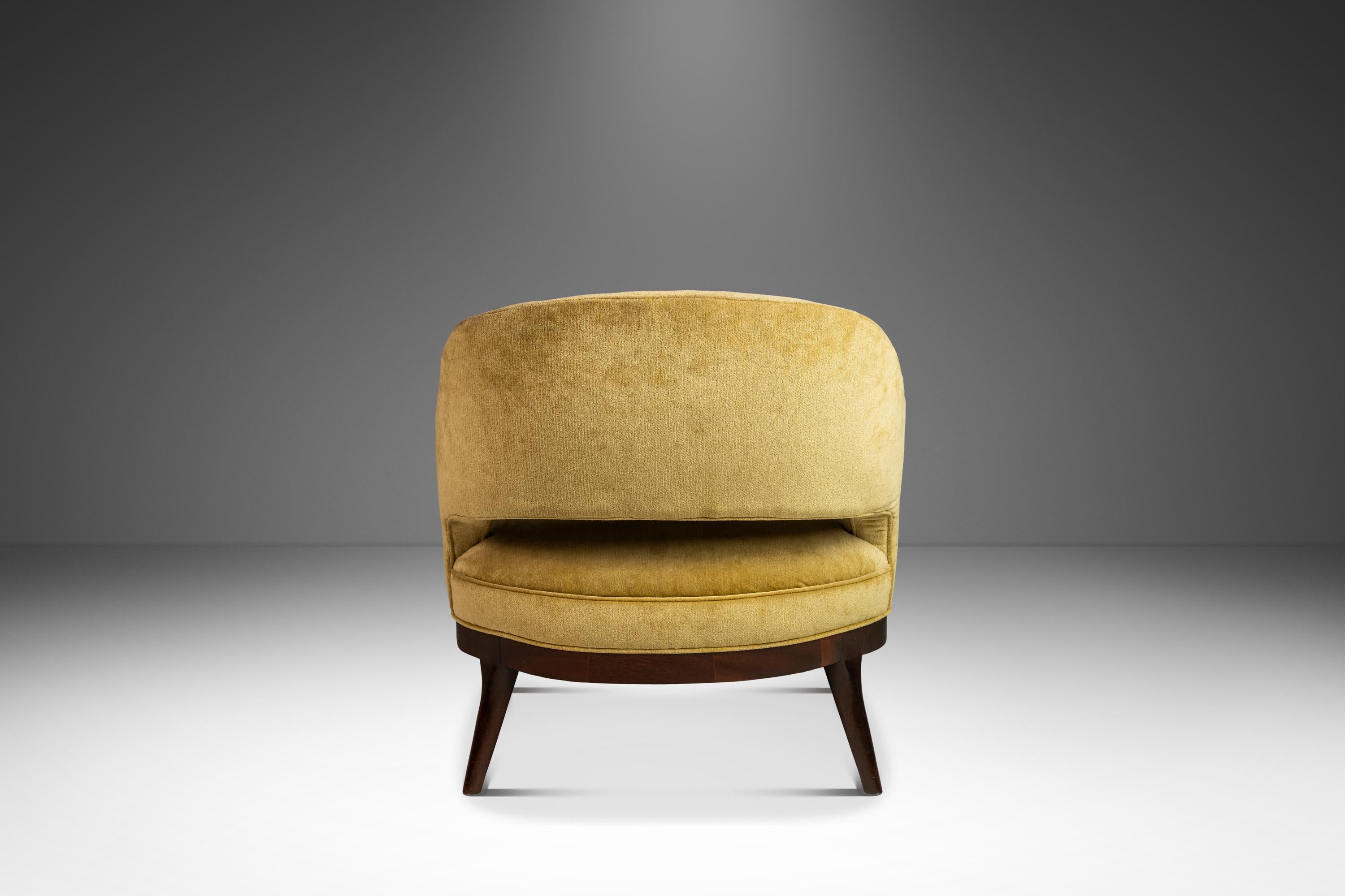Loungesessel aus Nussbaumholz und Original-Stoff nach Harvey Probber, Usa, ca. 1970er Jahre (amerikanisch) im Angebot