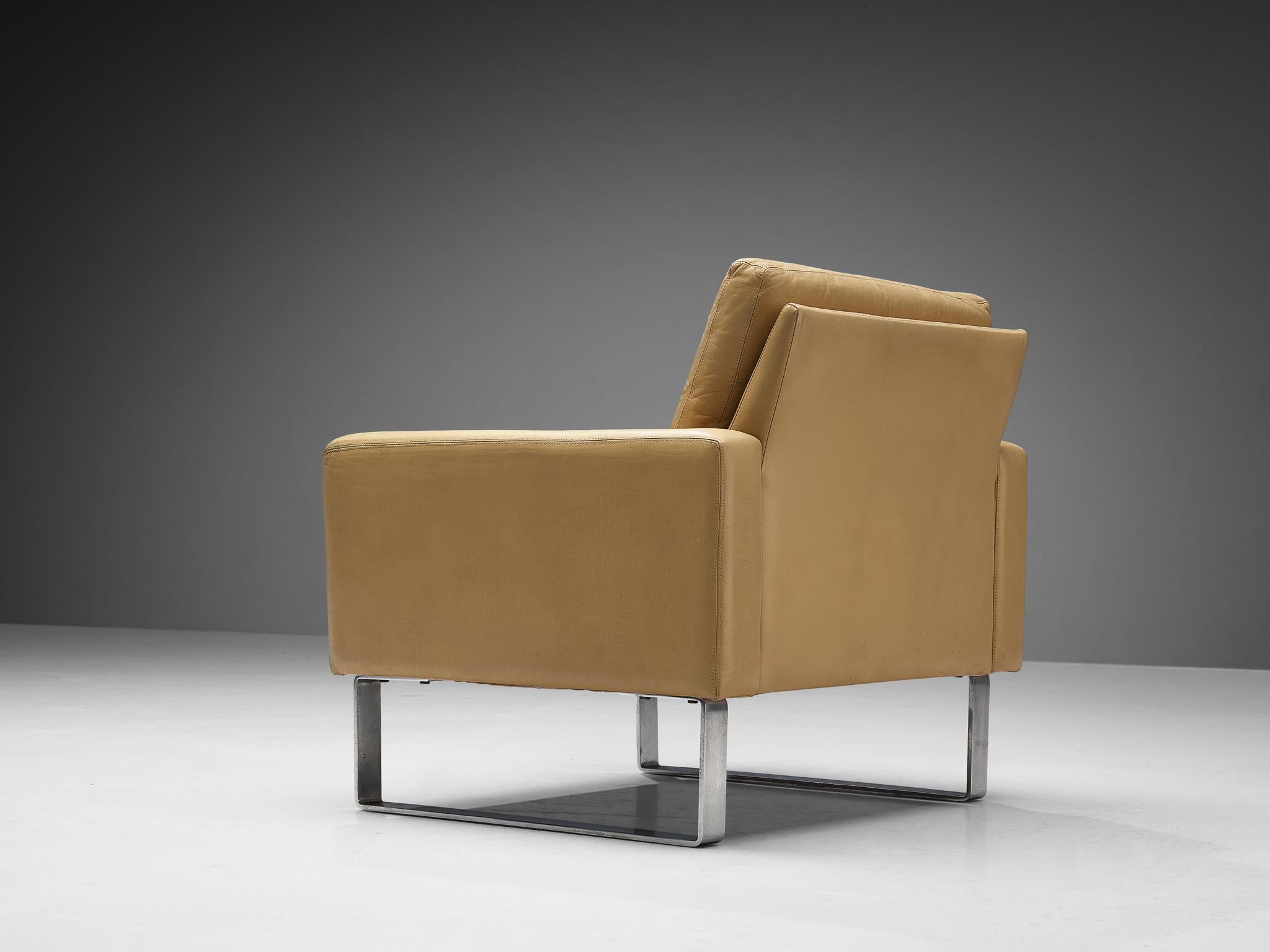 Post-Modern Lounge Chair in Camel Yellow Leather with Metal Base  For Sale