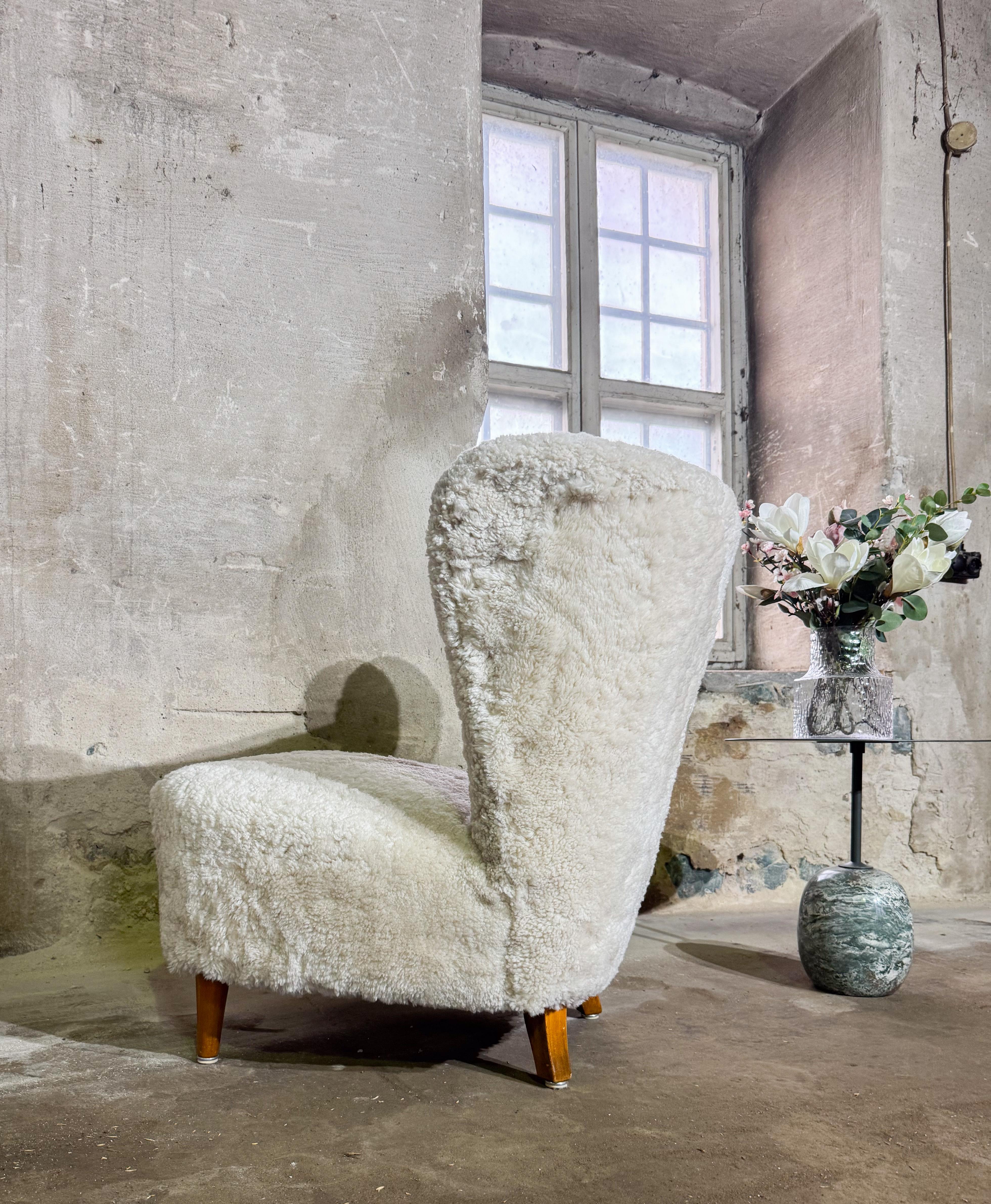 Lounge Chair Johannes Brynte in Sheepskin, Swedish Modern 1940s For Sale 4