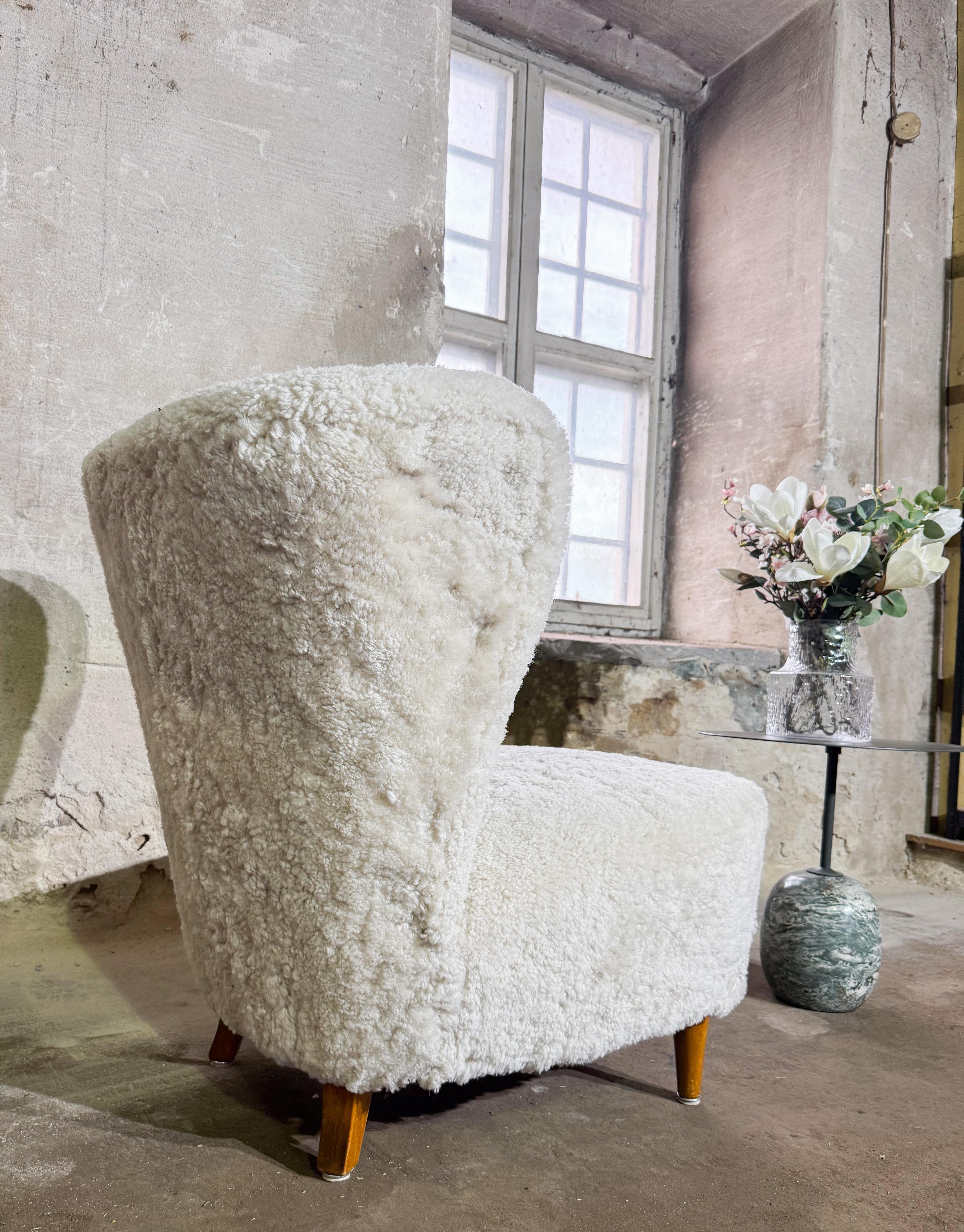 Lounge Chair Johannes Brynte in Sheepskin, Swedish Modern 1940s For Sale 5