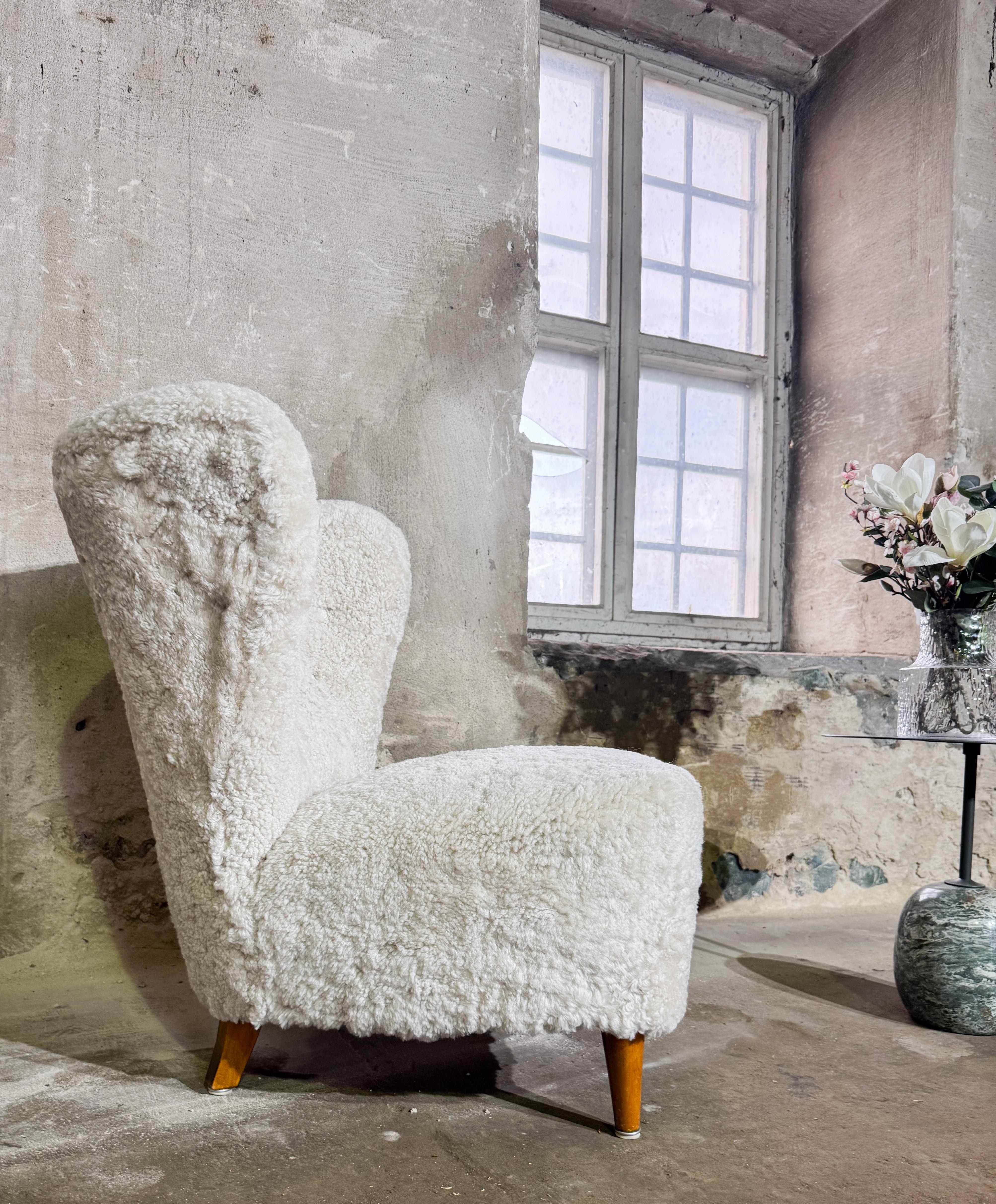 Lounge Chair Johannes Brynte in Sheepskin, Swedish Modern 1940s For Sale 2