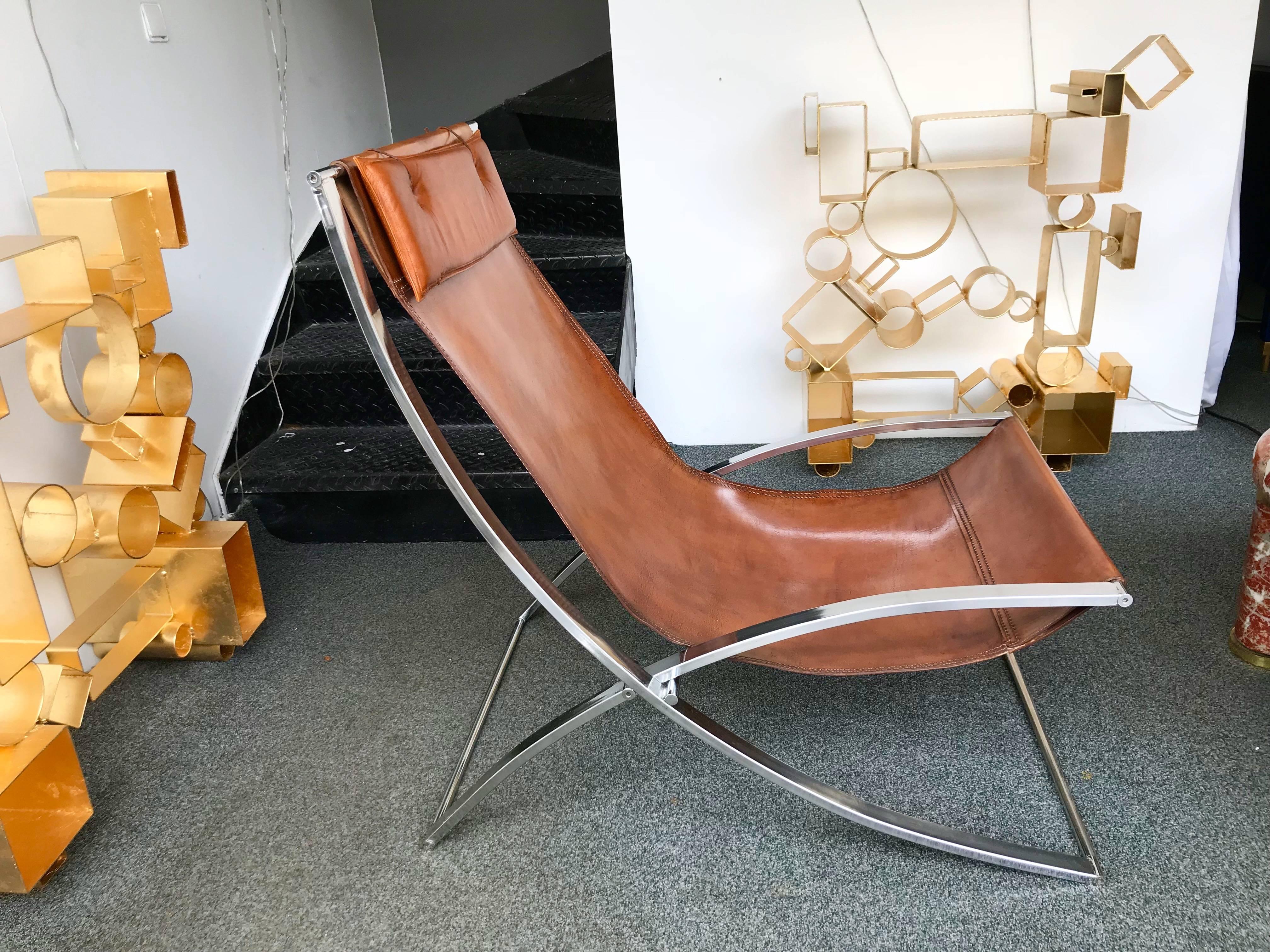 Lounge or Long chair model Luisa in leather and chrome feet by the designer Marcello Cuneo for the editor Mobel Italia, unusual version of the famous dining chair of Cuneo. Great patina. Famous design like Gio Ponti, Gianfranco Frattini, Cassina,