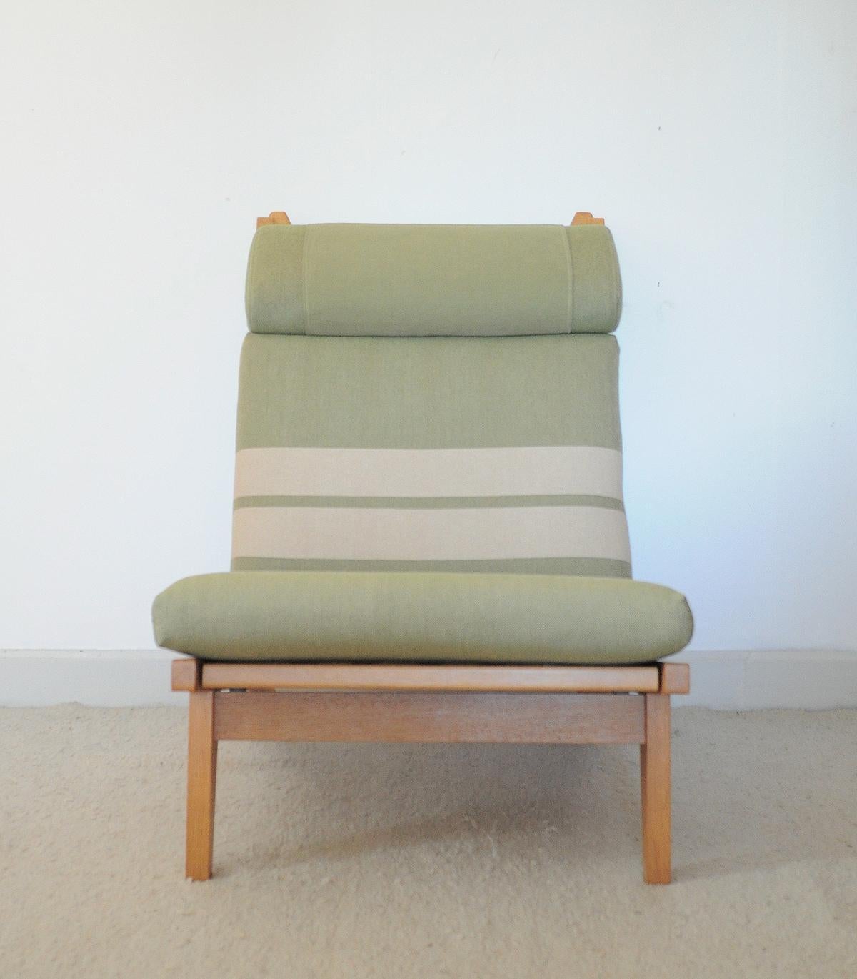 Danish Lounge Chair Made of Oak Designed in 1969 by Hans J. Wegner, Produced by GETAMA