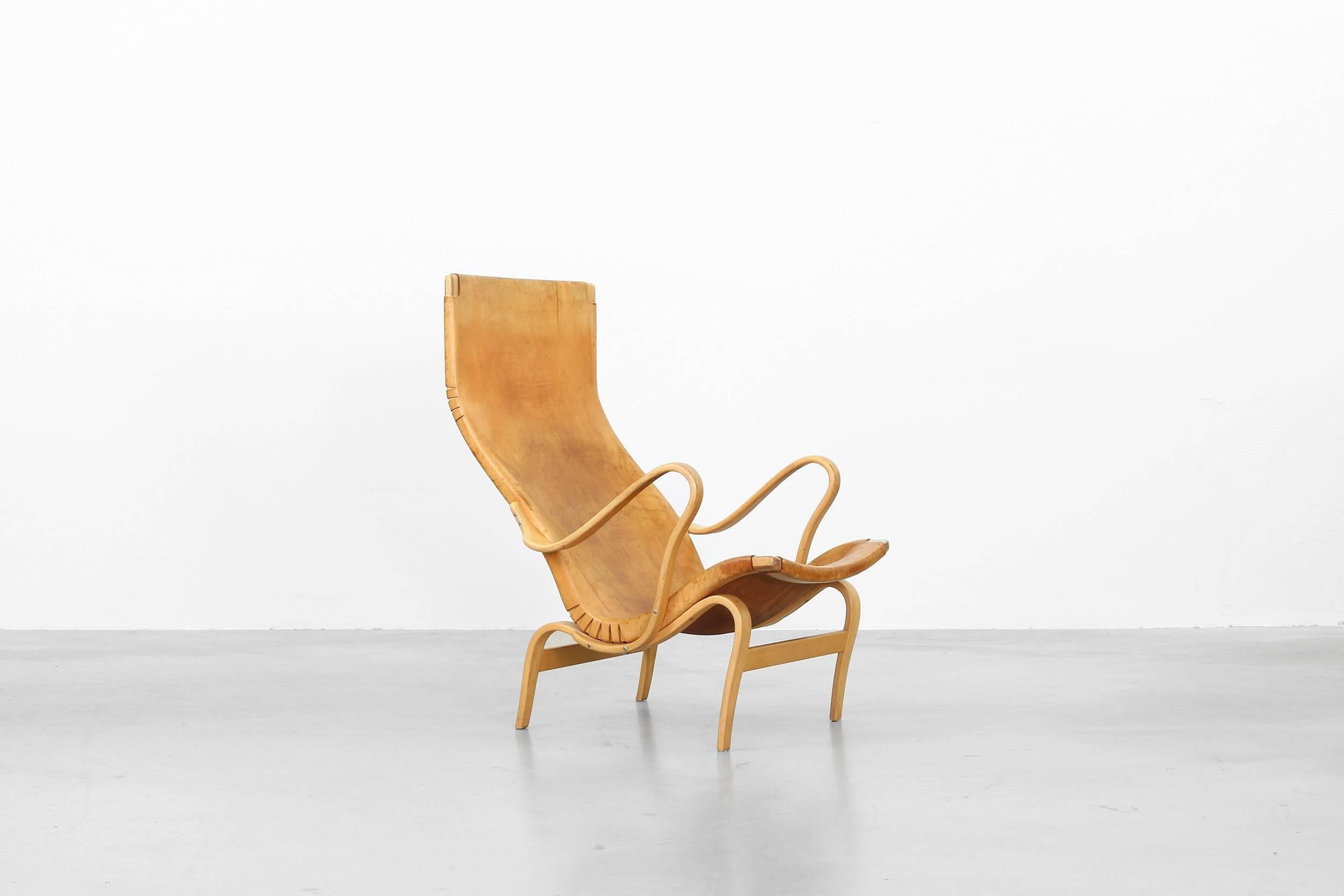 Swedish Lounge Chair Mod. Pernilla by Bruno Mathsson for Karl Mathsson, Sweden 1950s
