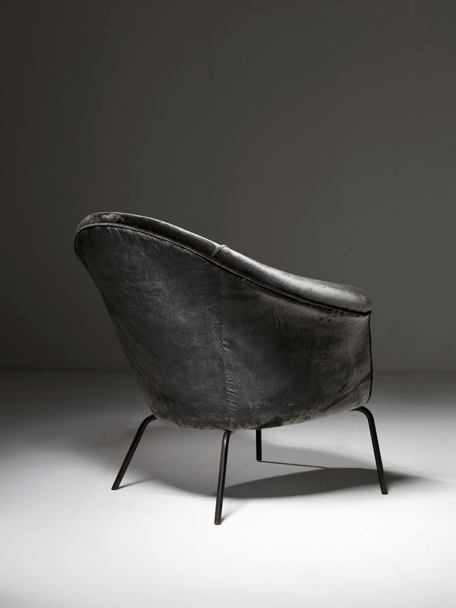 Metal Velvet Lounge Chair Model 1003 by Henry W. Klein for Cassina, Italy, 1960s For Sale