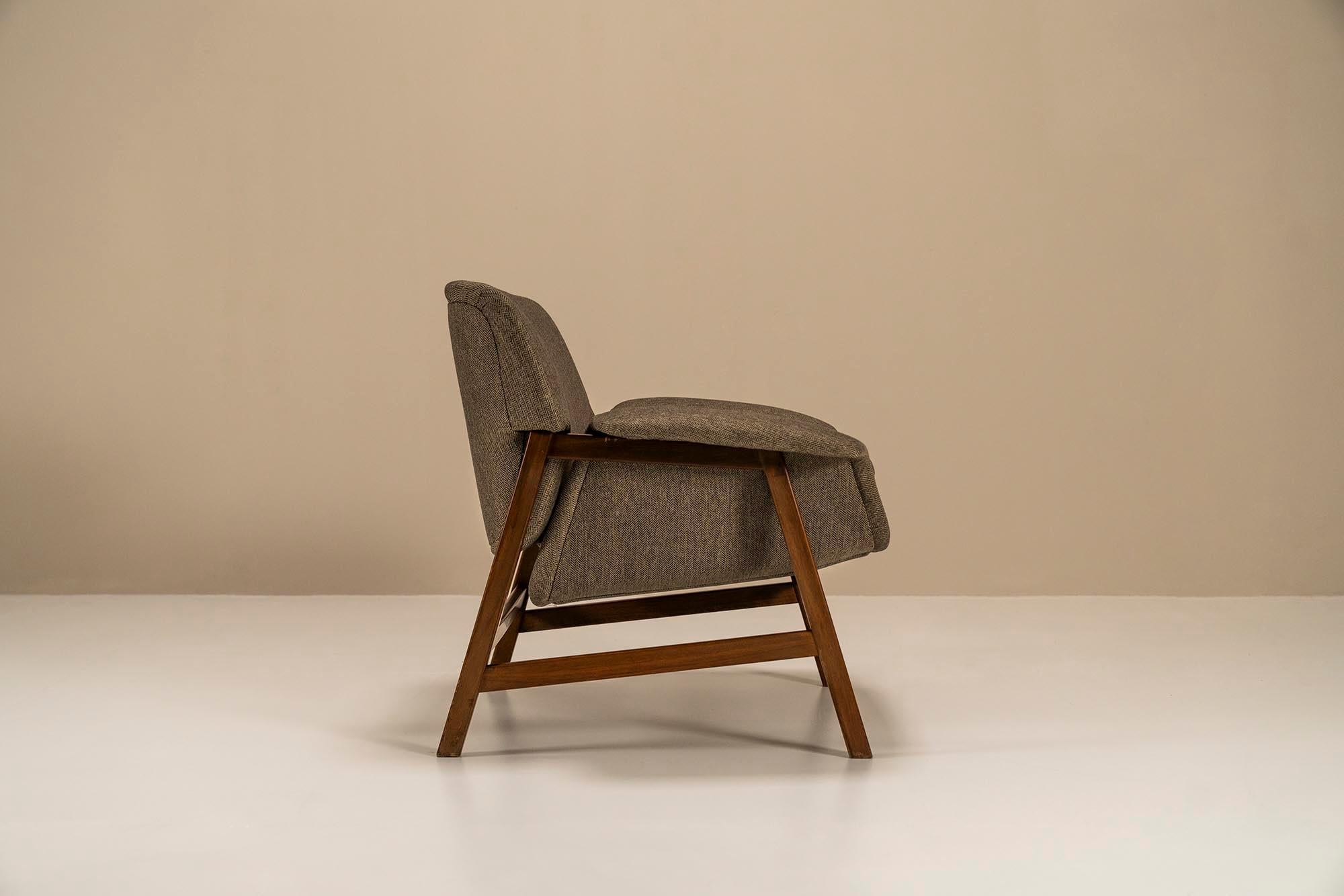 Mid-20th Century Lounge Chair Model 849 By Gianfranco Frattini For Cassina, Italy 1950s For Sale