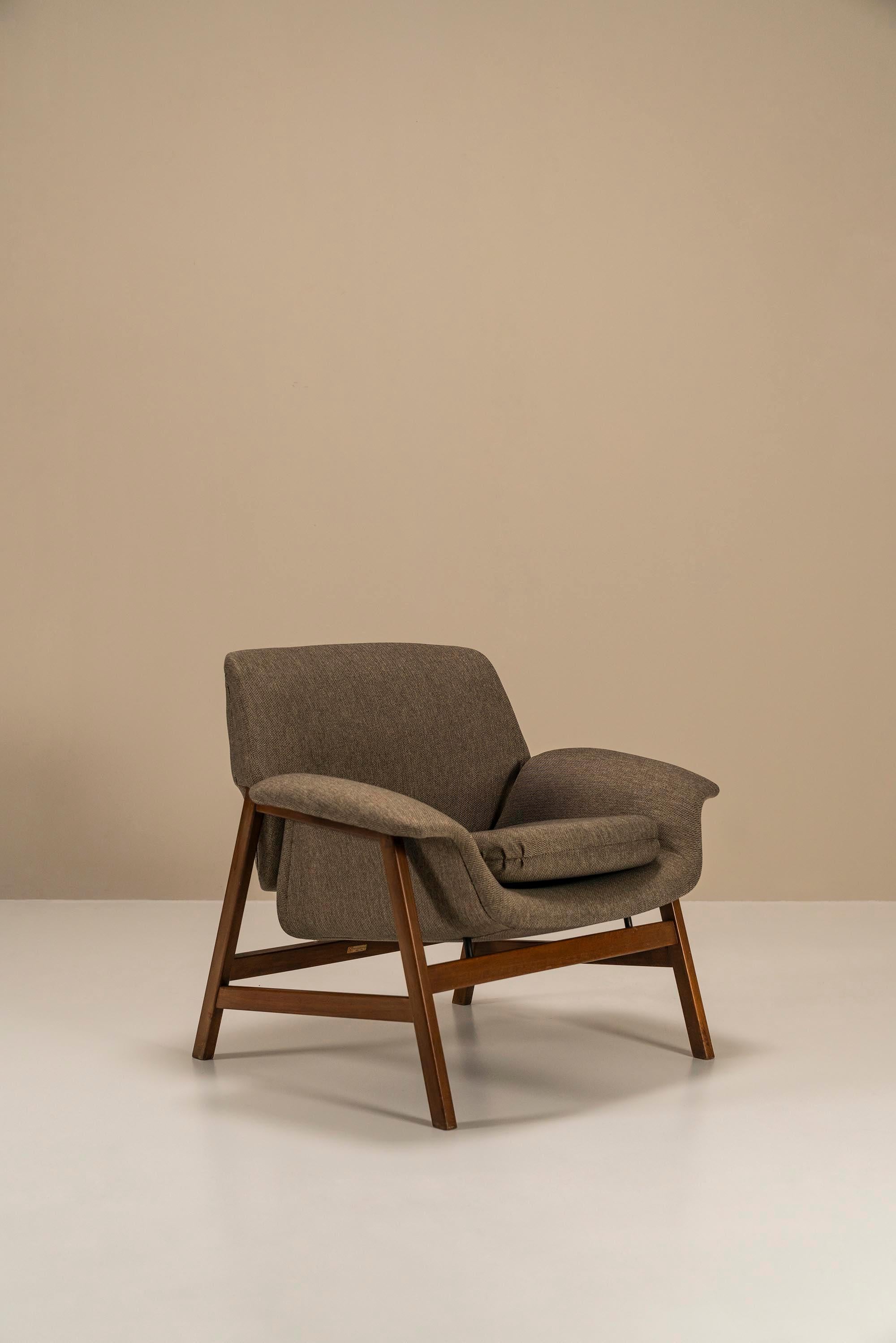 Lounge Chair Model 849 By Gianfranco Frattini For Cassina, Italy 1950s For Sale 2