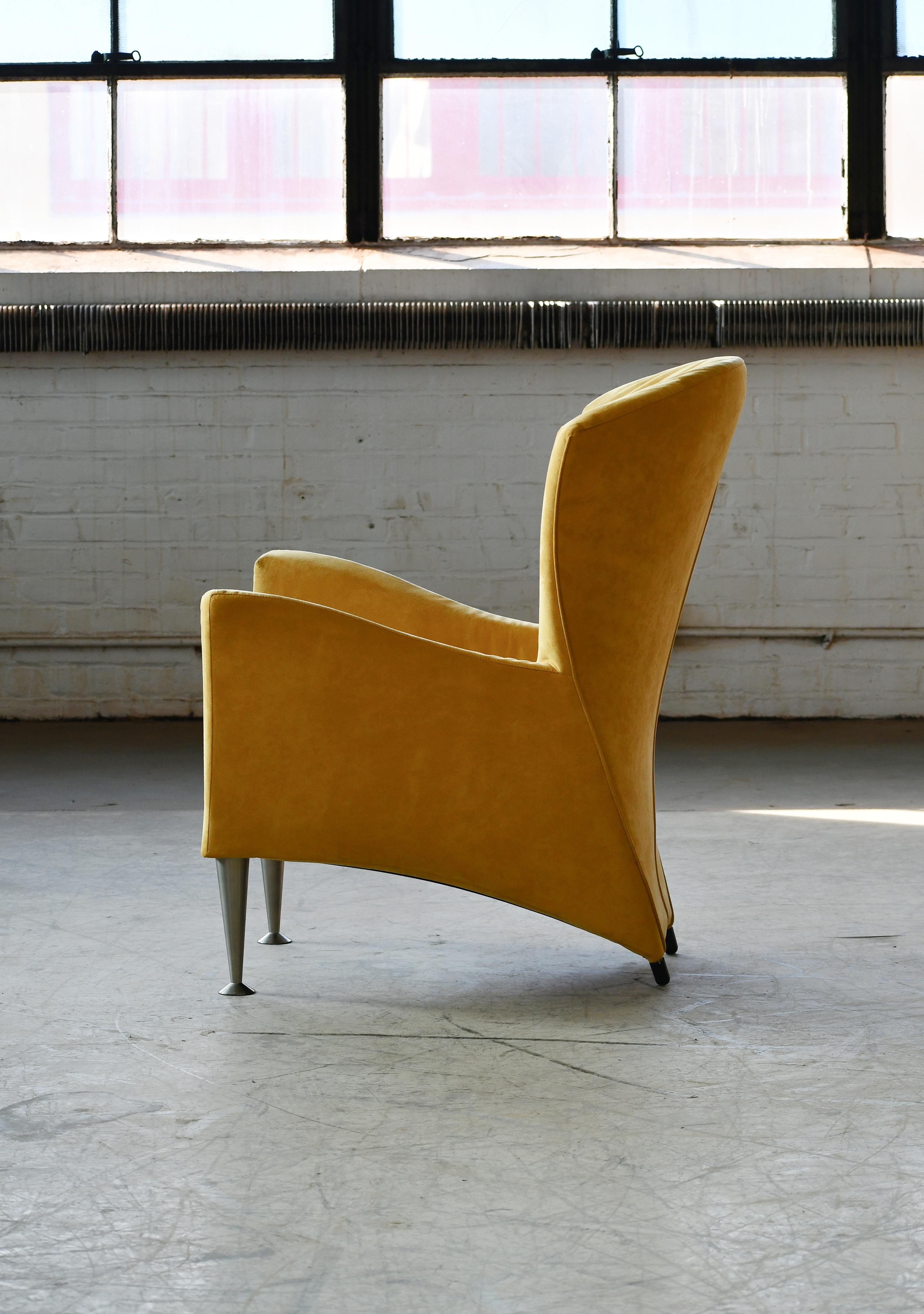 Acier Modèle de fauteuil de salon moulé avec repose-pieds de Gijs Papavoine pour Montis en vente
