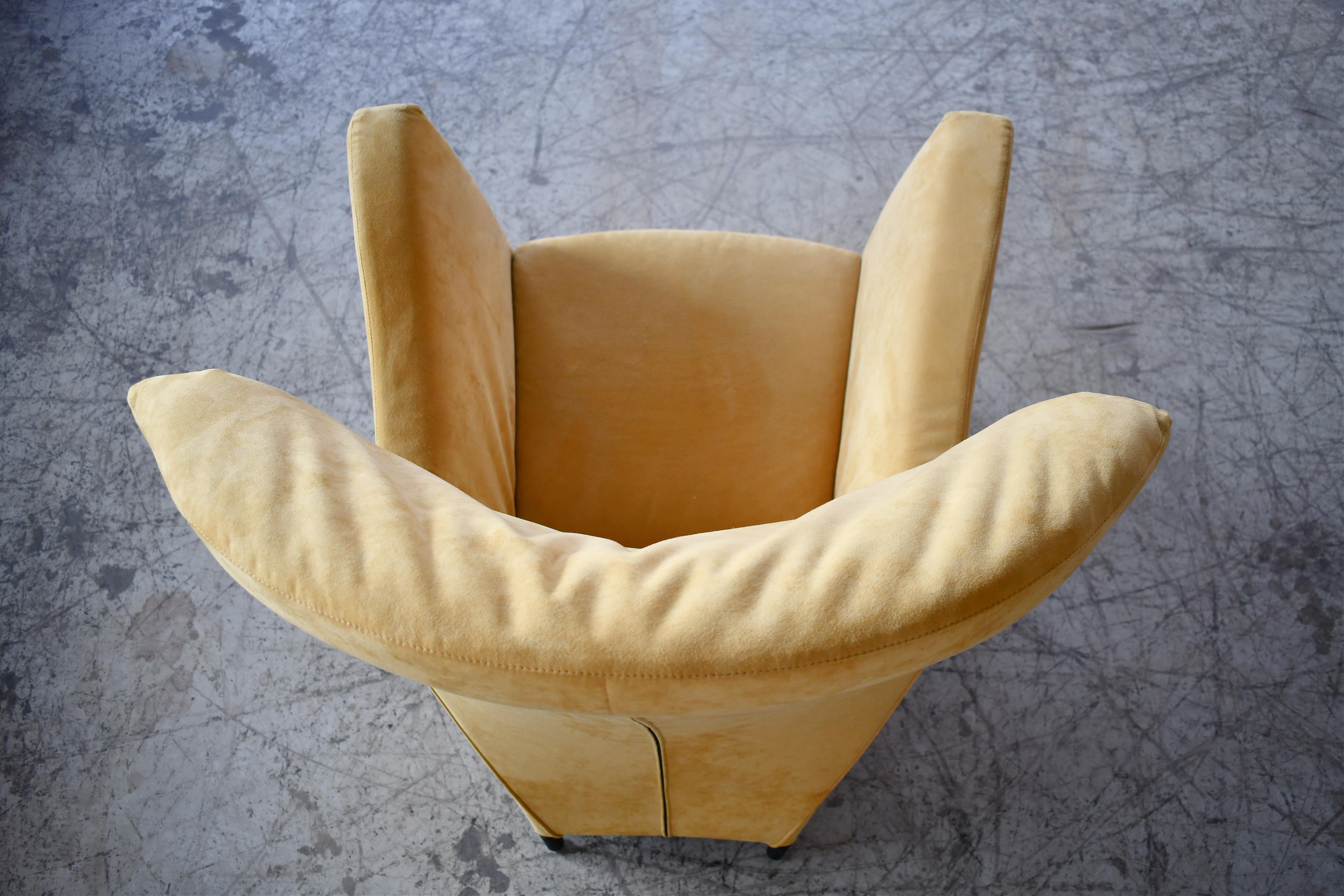 Modèle de fauteuil de salon moulé avec repose-pieds de Gijs Papavoine pour Montis en vente 1