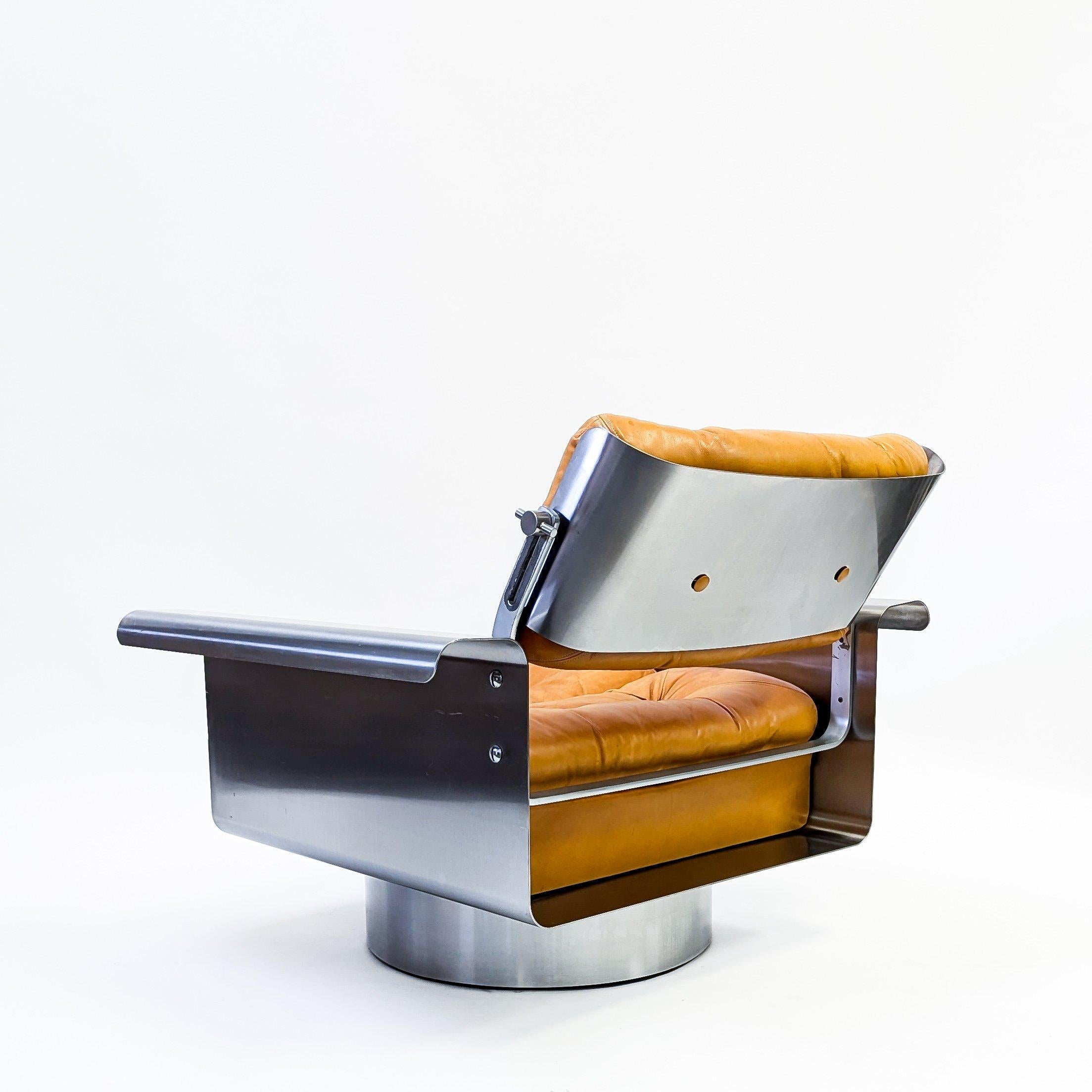 Mid-Century Modern Lounge Chair Model 