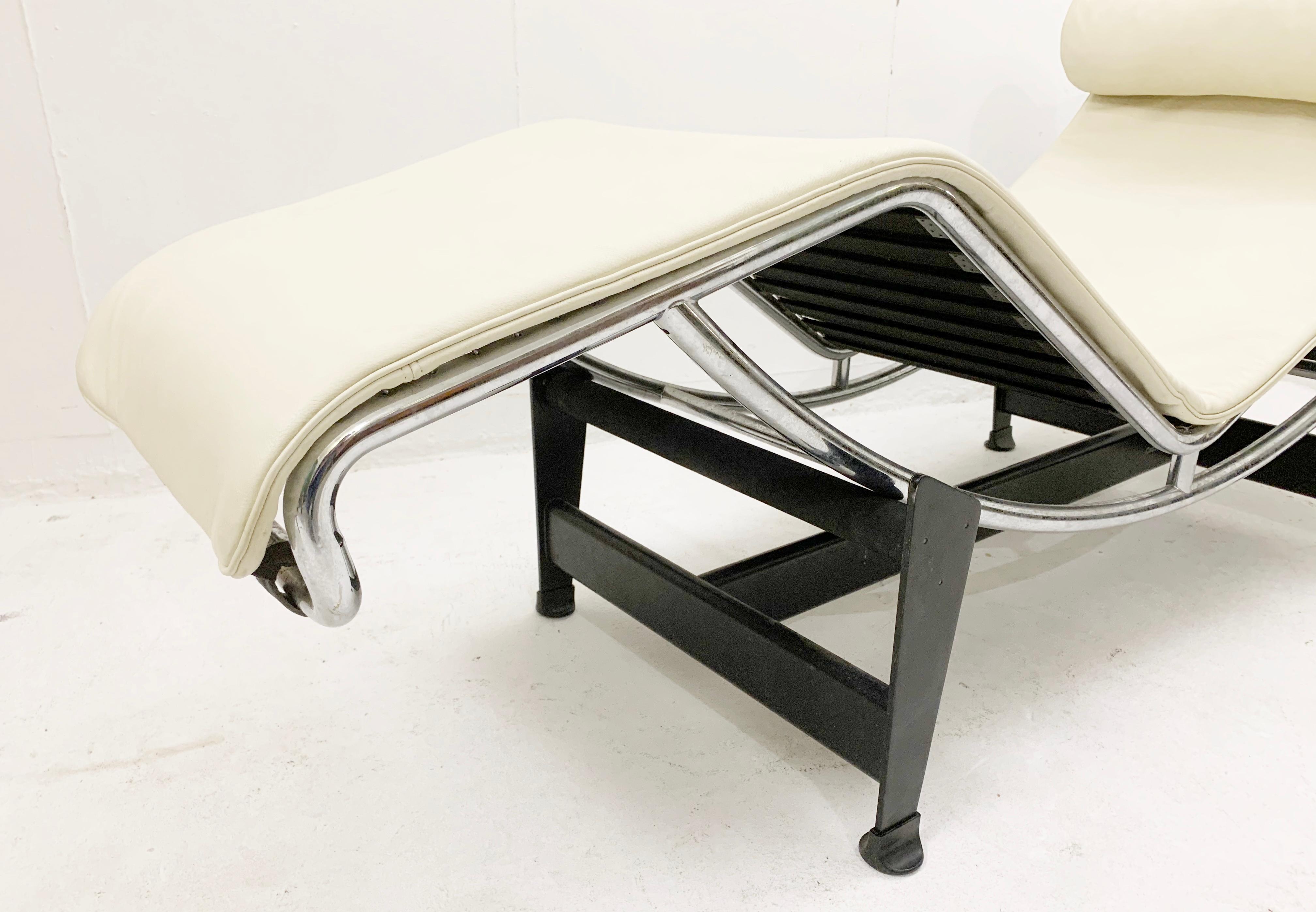 Lounge Chair Model LC4 by Charlotte Perriand, Le Corbusier and Pierre Jeanneret  4