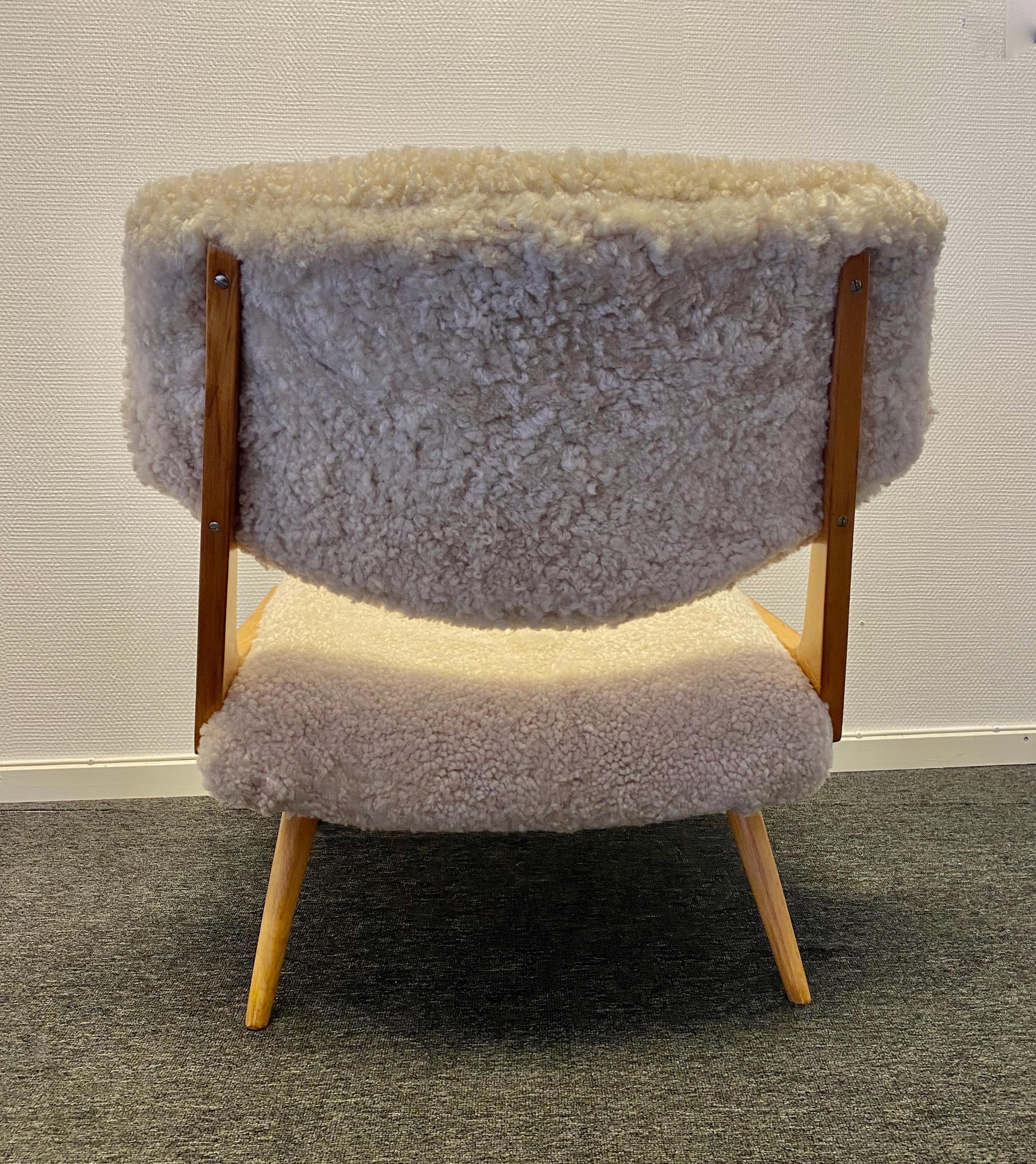 Swedish Lounge Chair Model No 915 by Svante Skogh for Hjertquist & Co. Sweden