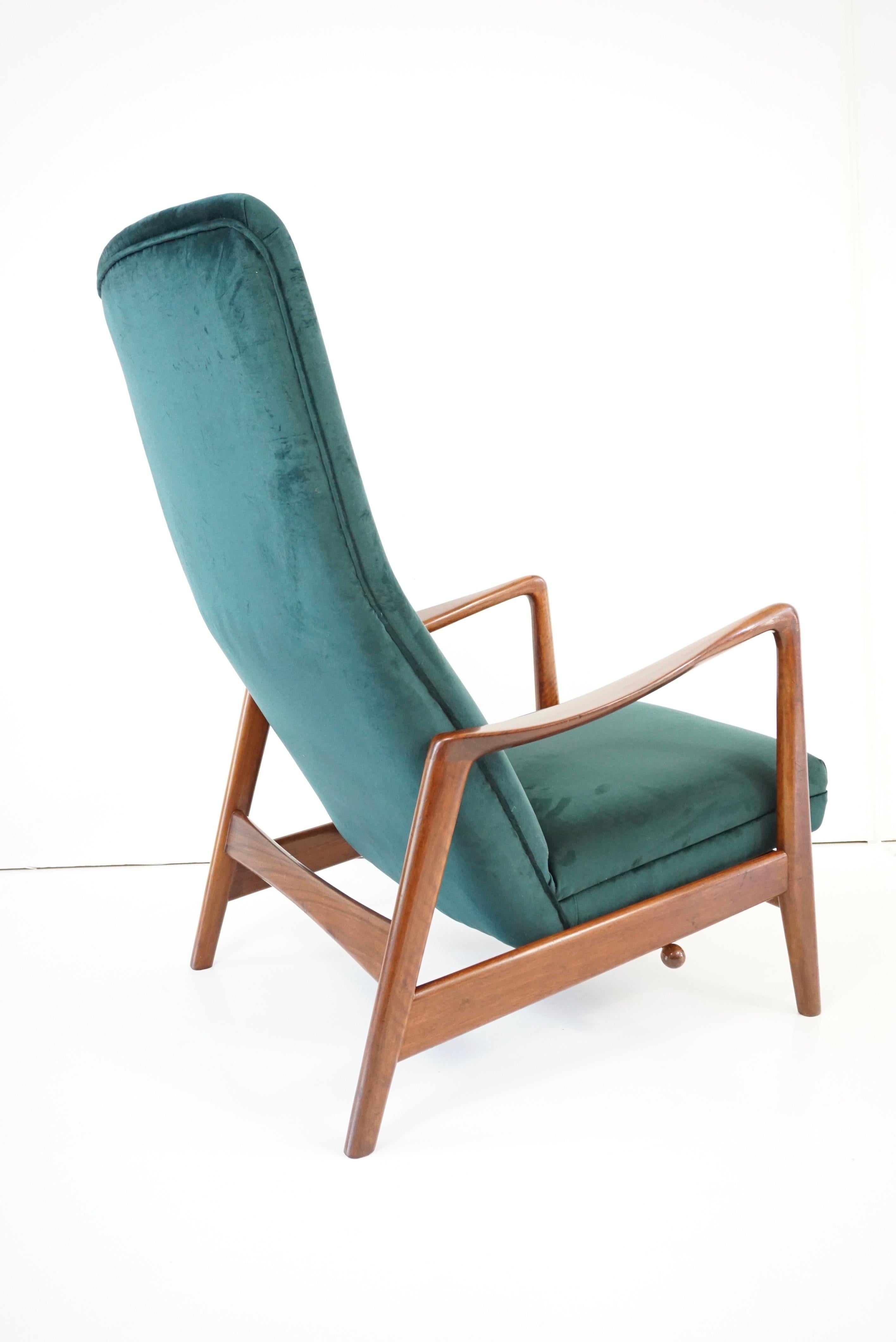 Lounge Chair N.829 by Cassina Sel. by Gio Ponti for the Hotel Pdp Sorrento, 1964 7
