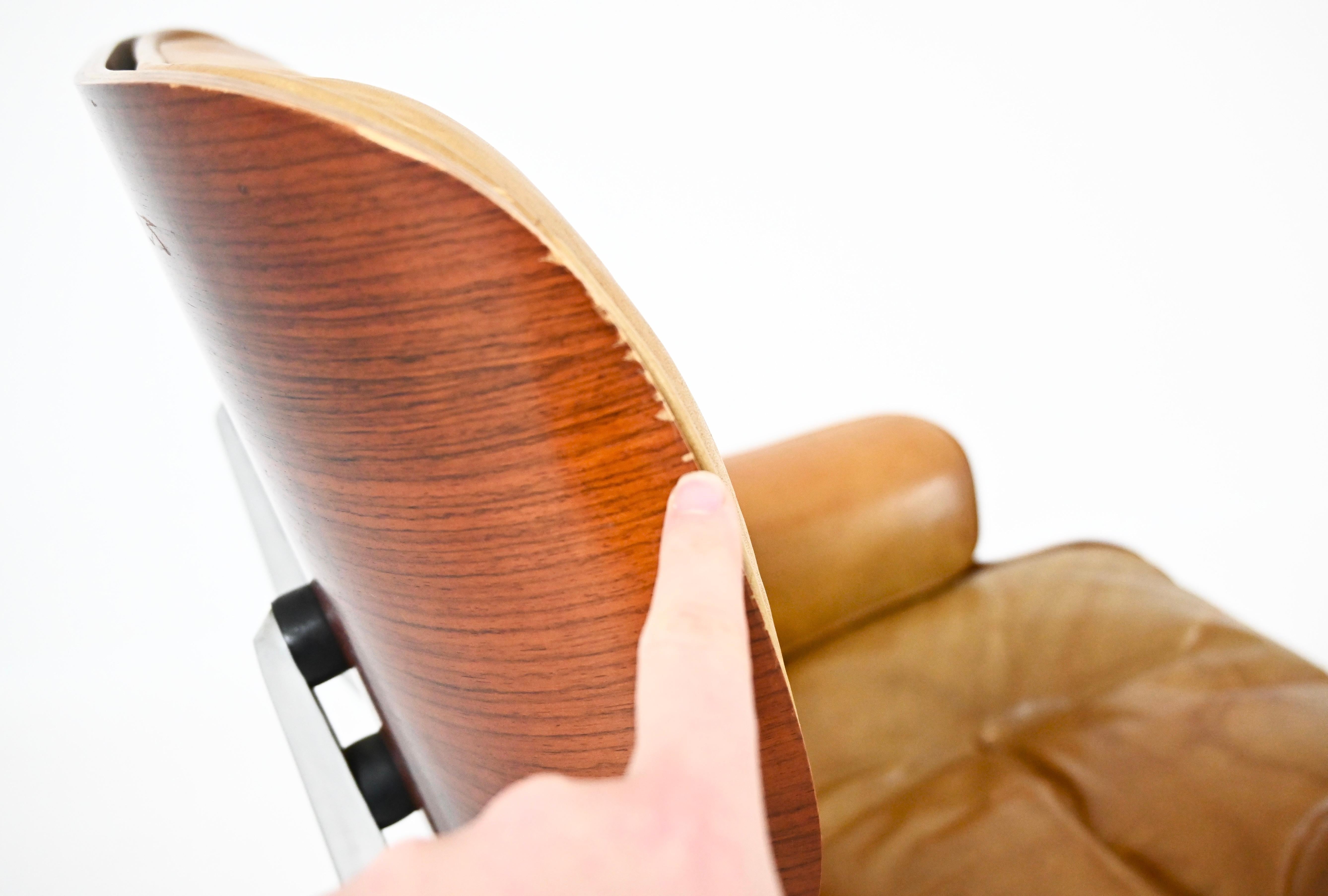 Silla Lounge y Otomana de Charles and Ray Eames para Herman Miller, años 70 en venta 6