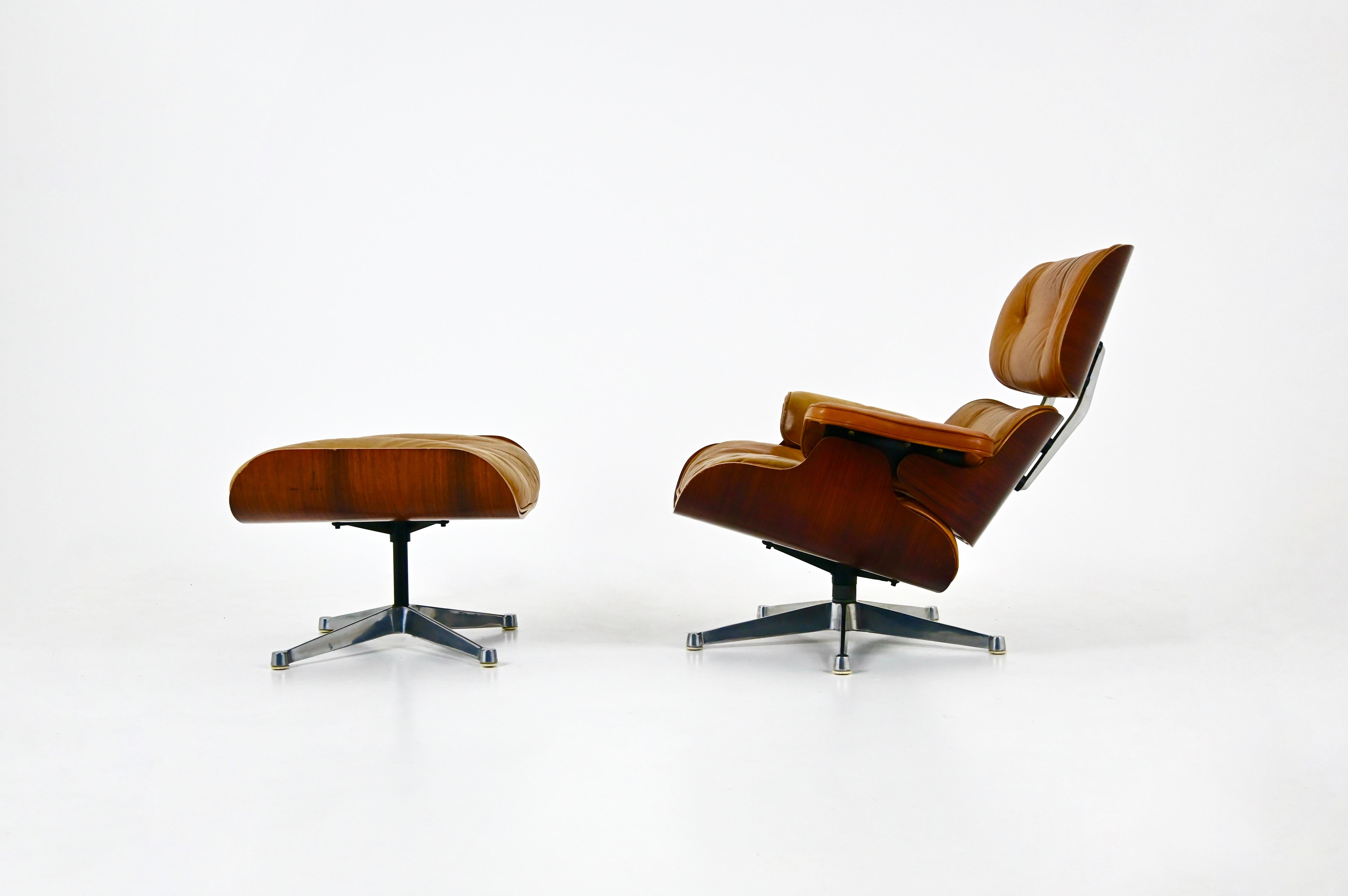 Silla Lounge y Otomana de Charles and Ray Eames para Herman Miller, años 70 en Bueno estado para la venta en bruxelles, BE