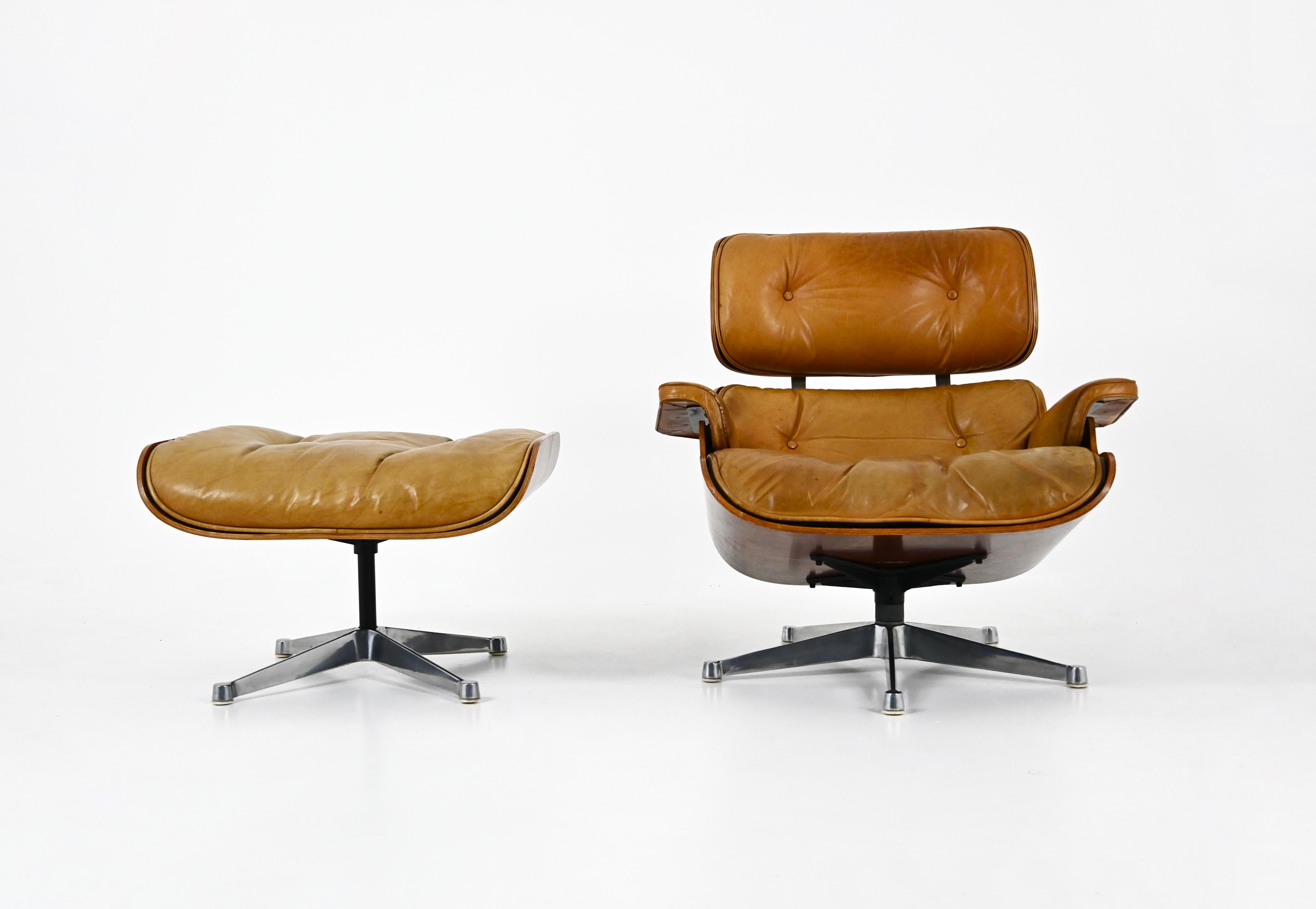 Silla Lounge y Otomana de Charles and Ray Eames para Herman Miller, años 70 finales del siglo XX en venta