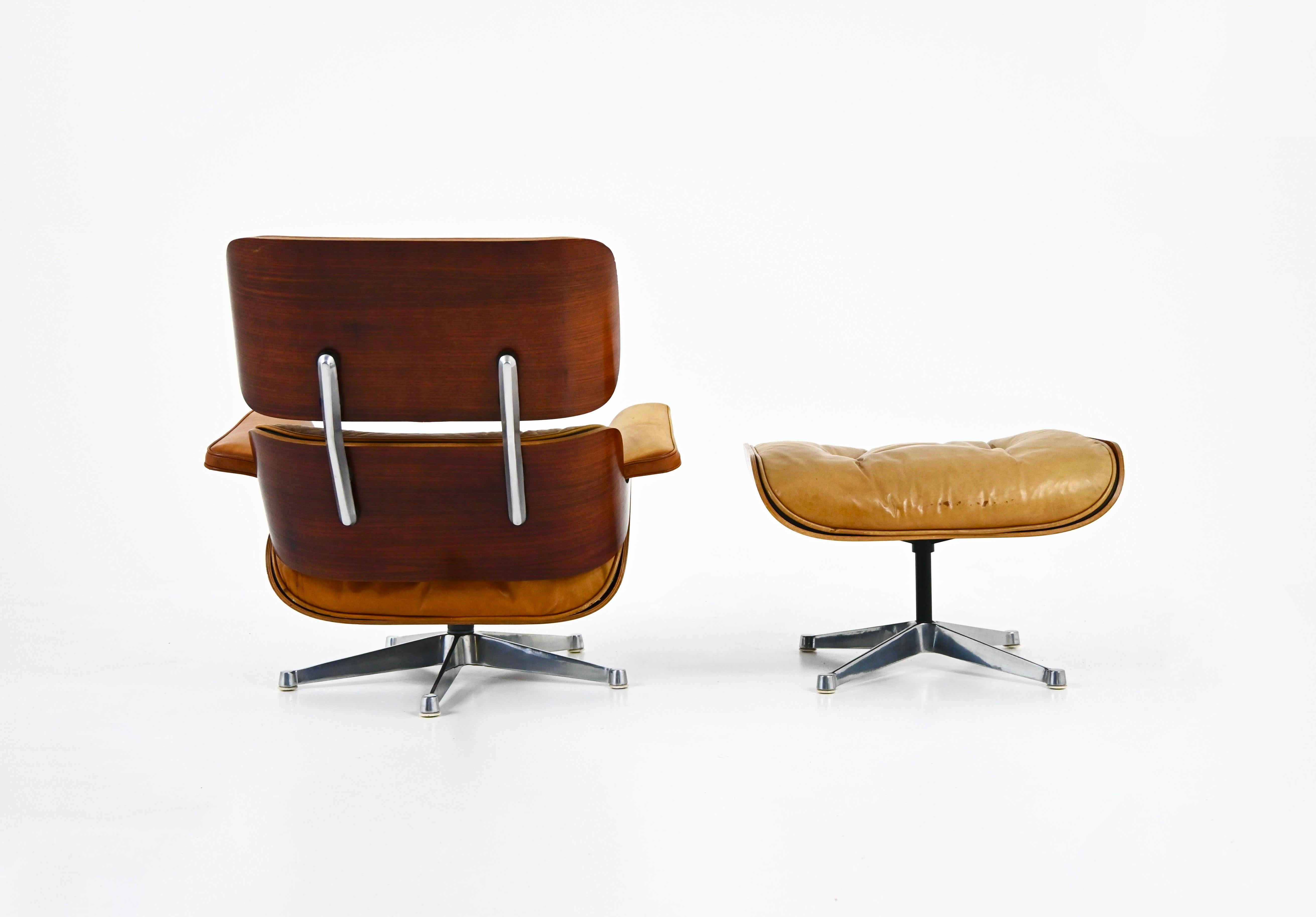 Silla Lounge y Otomana de Charles and Ray Eames para Herman Miller, años 70 Metal en venta