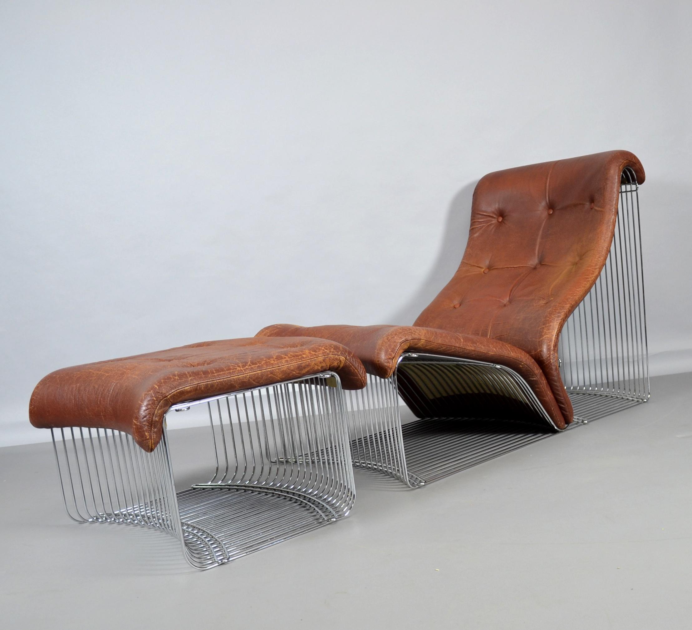 Late 20th Century Lounge Chair and Ottoman Pantonova by Verner Panton for Fritz Hansen, 1970s