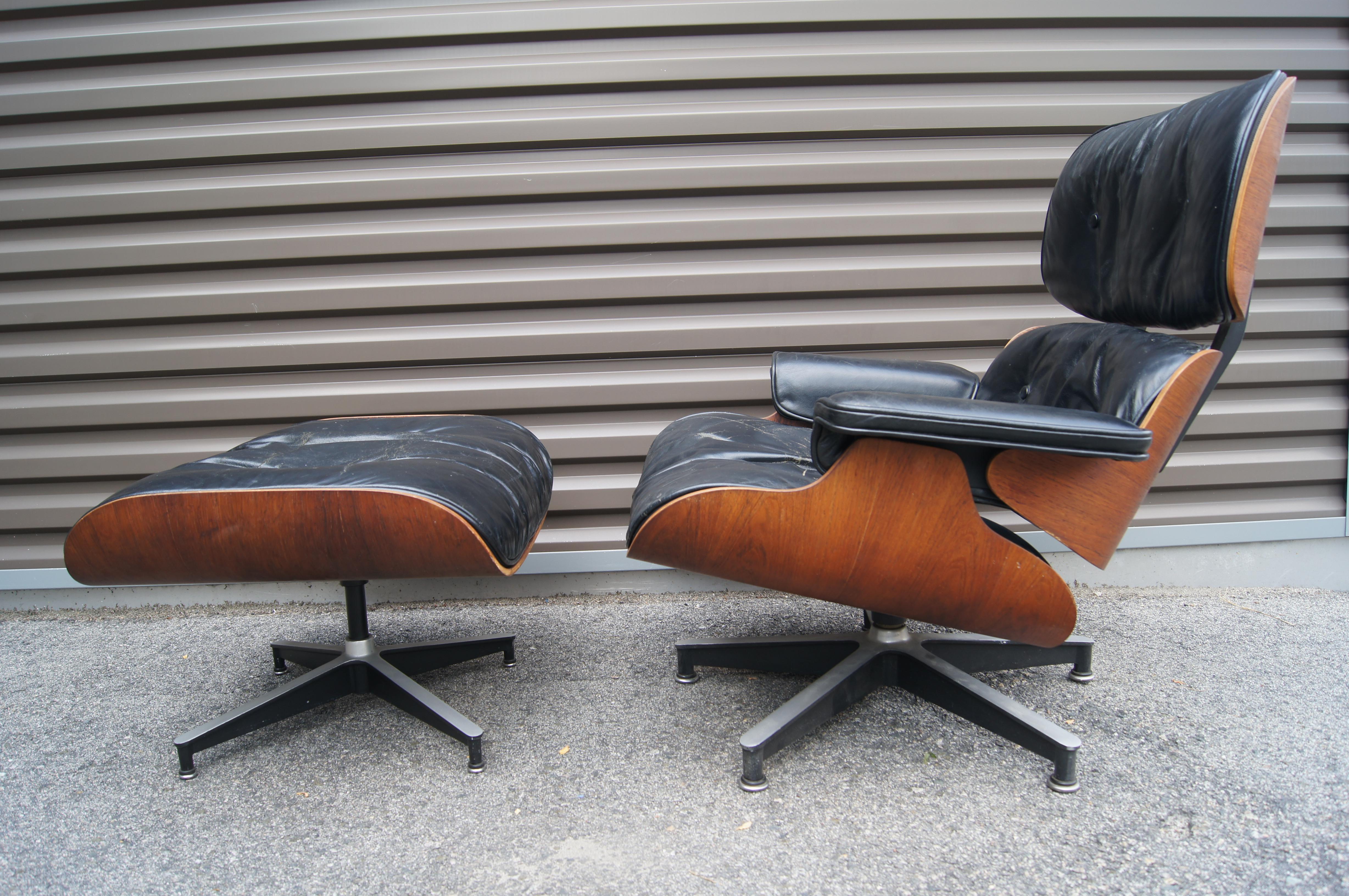Lounge Chair & Ottoman:: Modell 670/671 von Charles & Ray Eames für Herman Miller 1