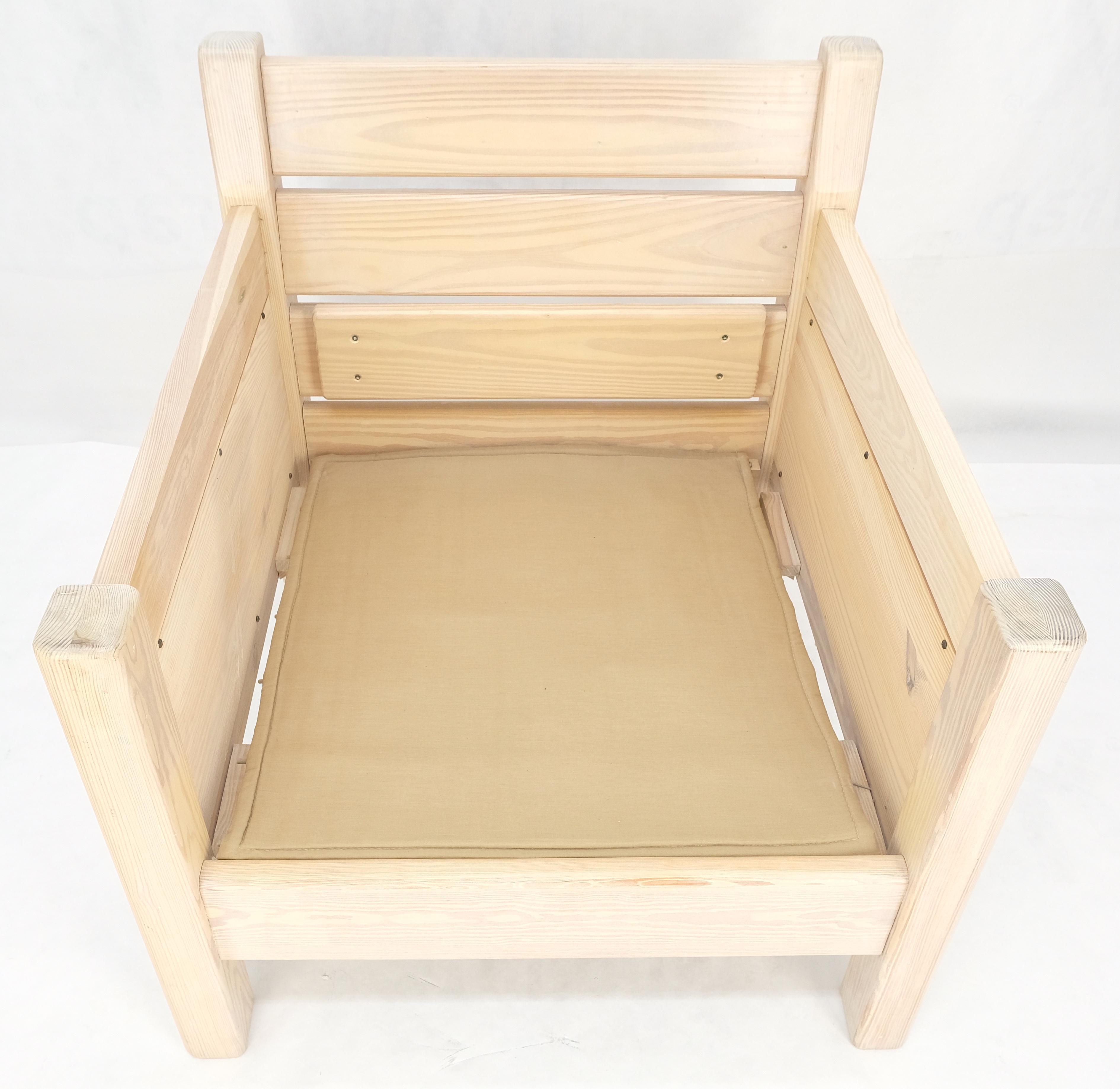 ¡Silla de salón Conjunto otomano c1970s Estilo madera roja blanqueada Arts & Crafts MINT! en venta 6