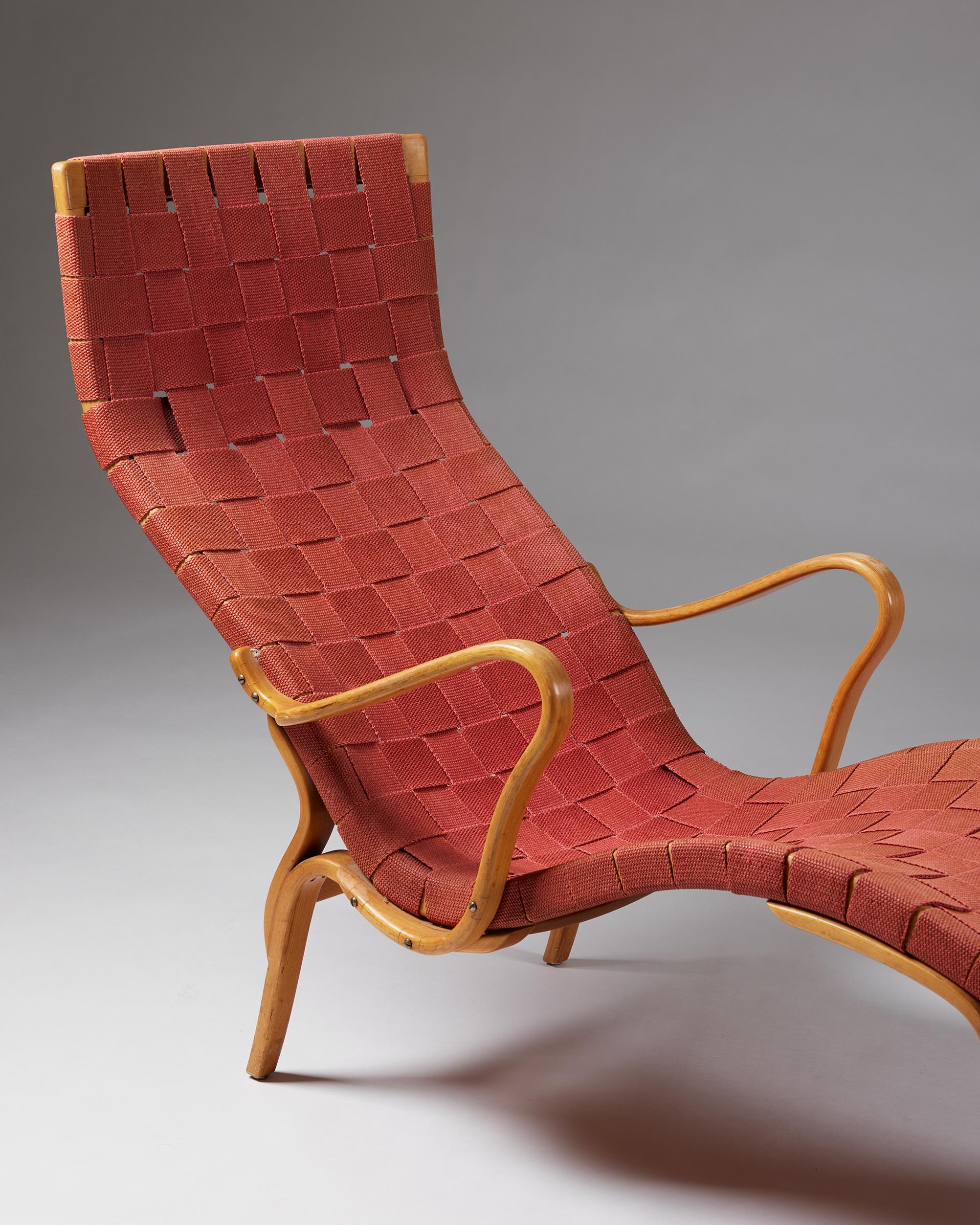 Textile Lounge Chair ‘Pernilla 3’ Designed by Bruno Mathsson for Karl Mathsson, Sweden For Sale