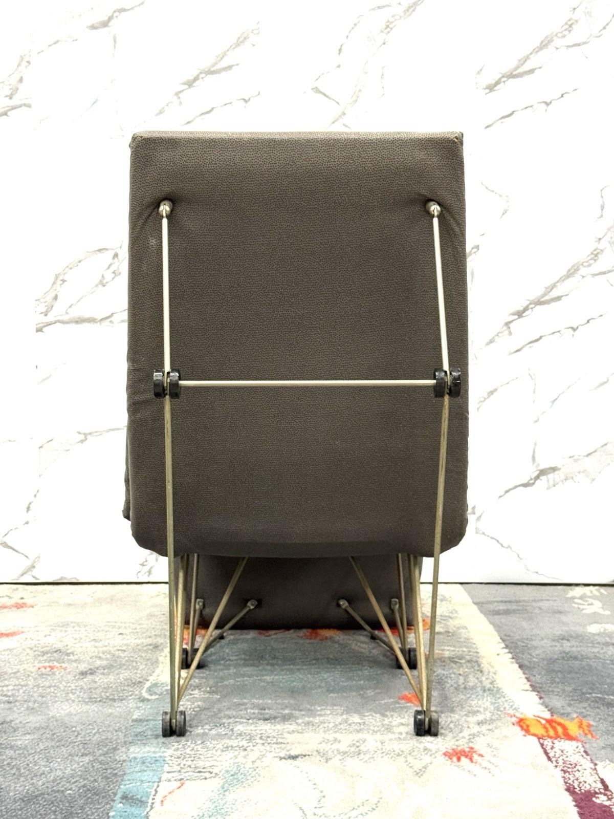 Lounge Chair Poltrona Geometric Design Postmodern Modernariato 1980’s im Angebot 4