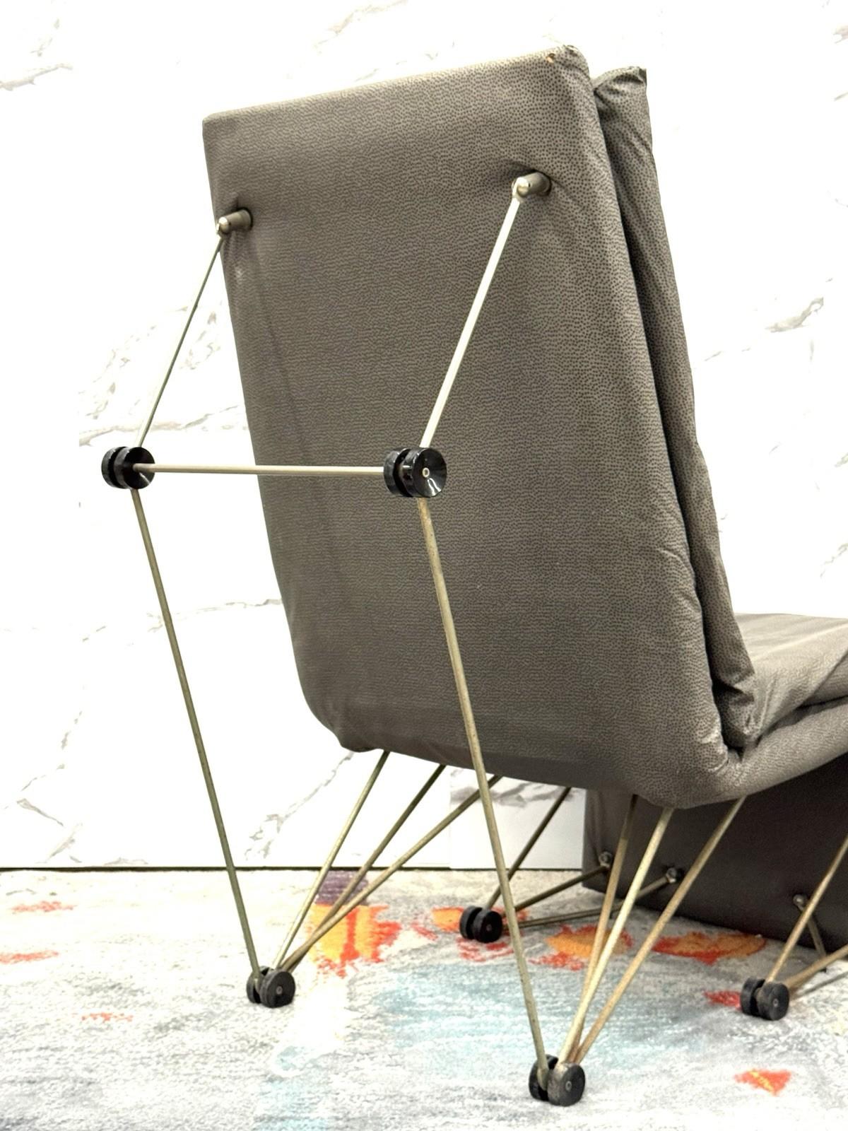 Lounge Chair Poltrona Geometric Design Postmodern Modernariato 1980’s im Angebot 2