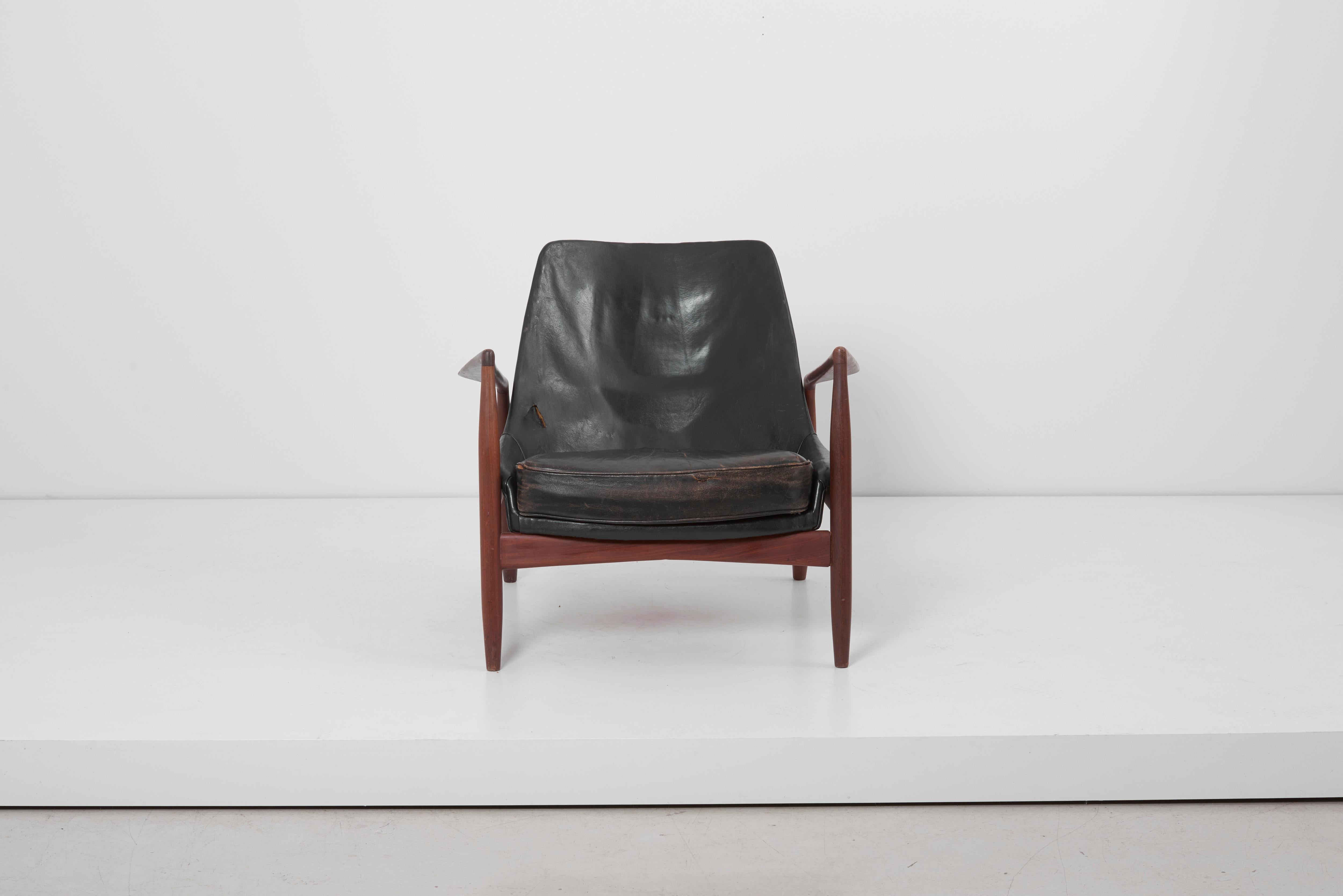 20th Century Lounge Chair Seal 'Sälen', Model 503-799 by Ib Kofod-Larsen for OPE Olof Persson