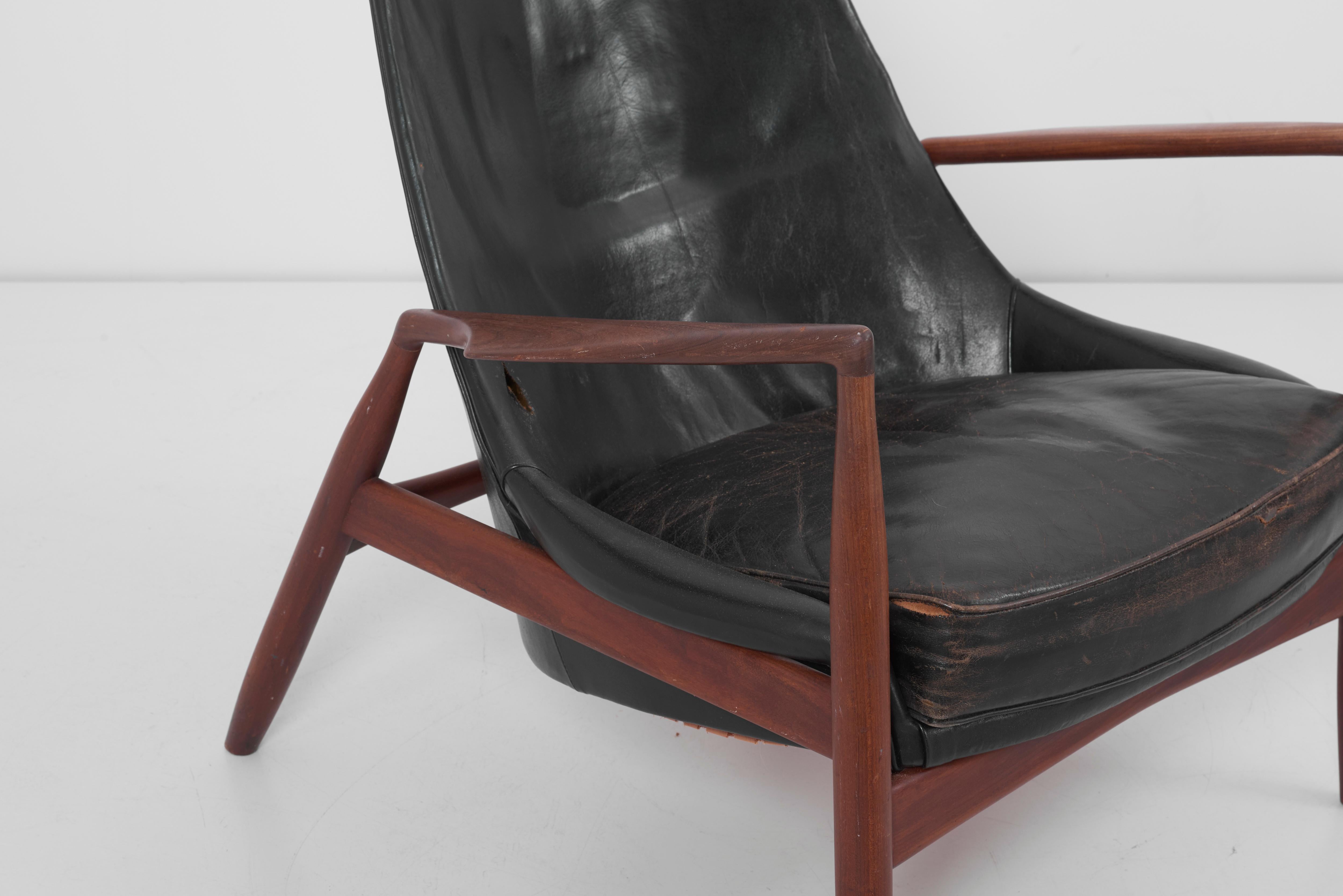 Leather Lounge Chair Seal 'Sälen', Model 503-799 by Ib Kofod-Larsen for OPE Olof Persson